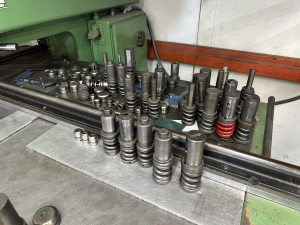 AMADA SHEET METAL FABRICATION SHOP AMADA VIPROS 358 KING AND PEGA 345 TURRET PUNCHES, 2 AMADA RG-80S CNC PRESS BRAKES