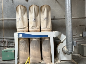 PUBLIC ONLINE AUCTION COMMAND And CONTROL ROOM CONSOLES MANUFACTURER