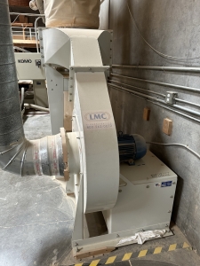 PUBLIC ONLINE AUCTION COMMAND And CONTROL ROOM CONSOLES MANUFACTURER