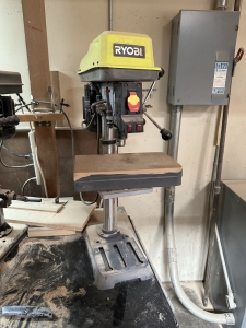 PUBLIC ONLINE AUCTION COMMAND And CONTROL ROOM CONSOLES MANUFACTURER