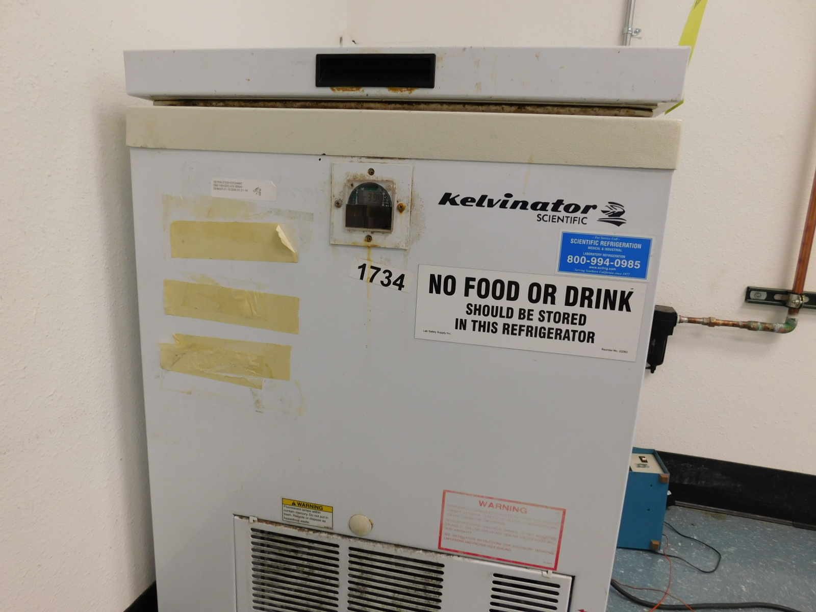 KELVINATOR SCIENTIFIC FREEZER, 26"X26"X38", W/OMEGA RD8250 PROCESS RECORDER-119