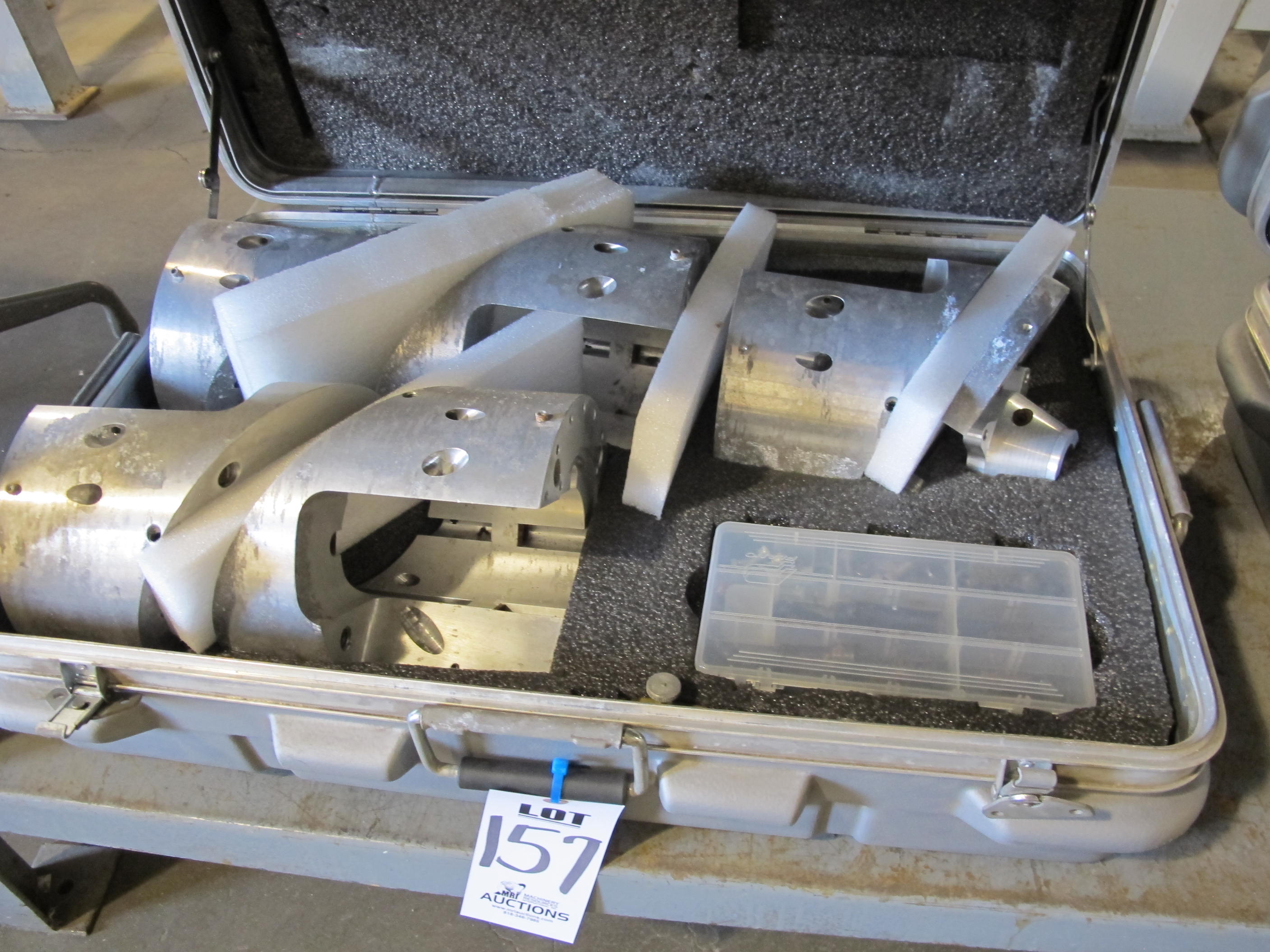 TRI TOOL FIXTURES (G-49) LOADING & HANDLING FEE $5-