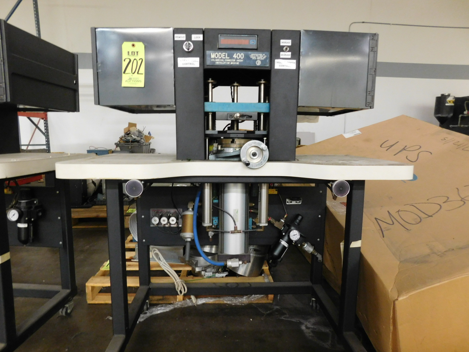 LTR MODEL 400 CYLINDRICAL CONNECTOR INSERT INSTALLATION MACHINE-202