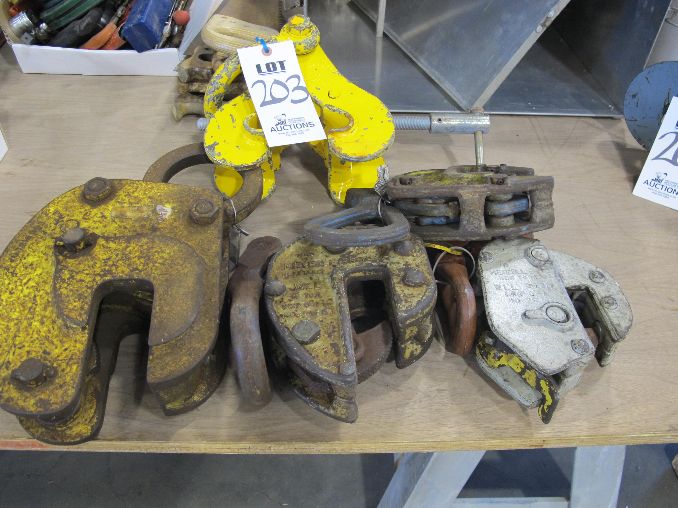 LOT (5) PLATE CLAMPS (G-49) LOADING & HANDLING FEE $5-