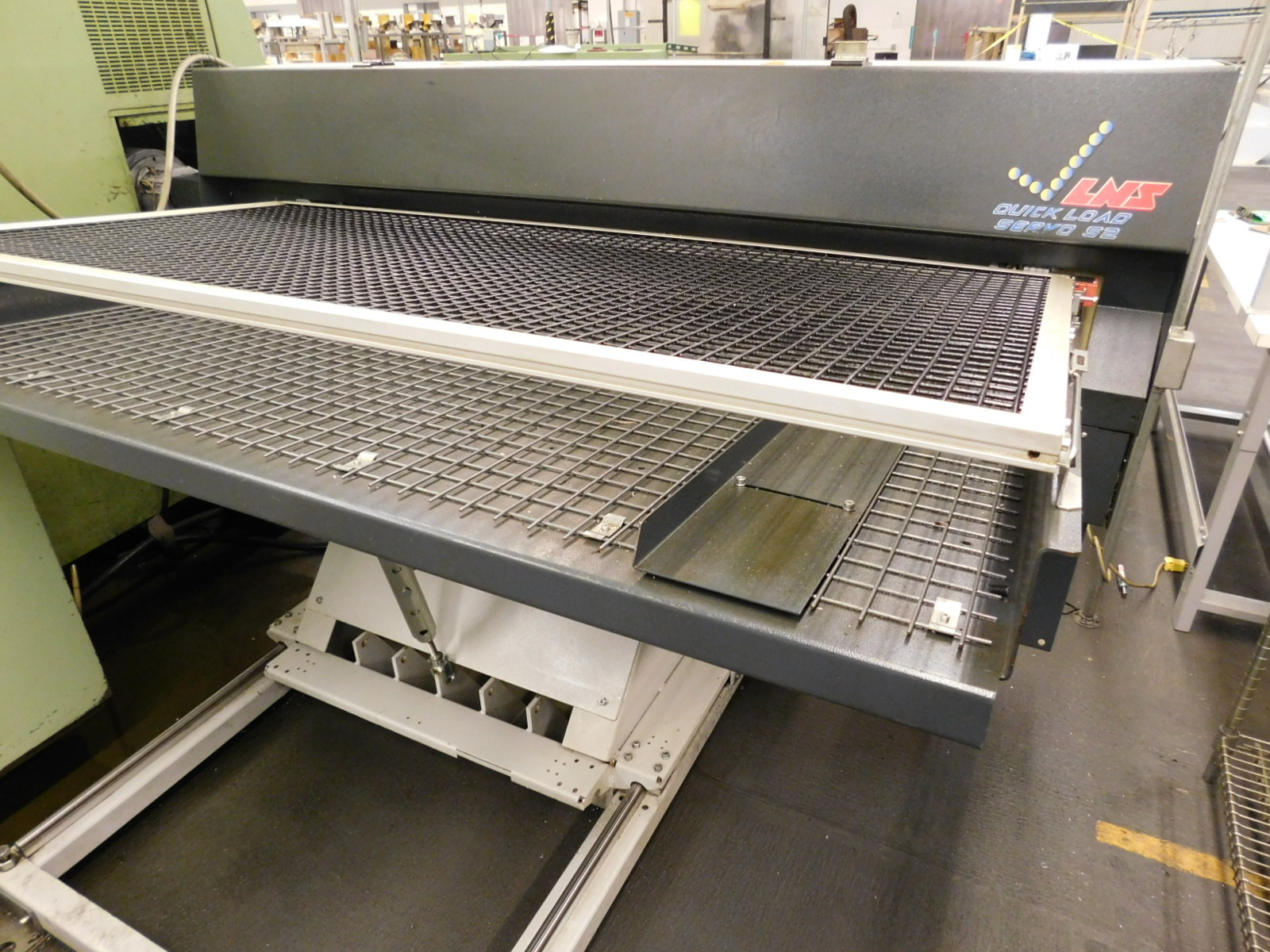 1990 LNS QUICKLOAD SERVO S2 BAR FEED, S/N 301090-216