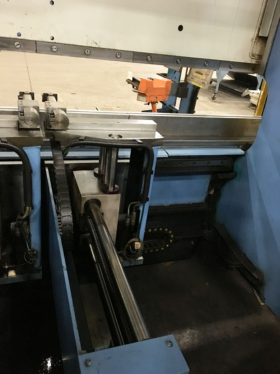 250 TON X 10' PULLMAX OPTIMA CNC HYDRAULIC PRESS BRAKE, MODEL 250.3.1/2.55, CYBELEC MODEVA 10S 6-AXIS CNC CONTROLLER, FOOT PEDAL, LINK LITE BLACK MAX LIGHT CURTAINS, WORK LIGHT, PEDESTAL CONTROL, AUTO BED CROWNING, (LOCATION: WILSON, NC) ***RIGGING FEE $500***-14