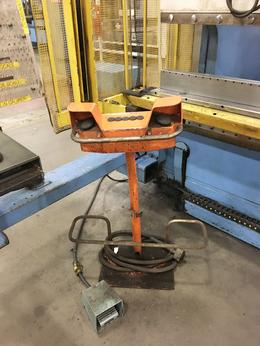 250 TON X 10' PULLMAX OPTIMA CNC HYDRAULIC PRESS BRAKE, MODEL 250.3.1/2.55, CYBELEC MODEVA 10S 6-AXIS CNC CONTROLLER, FOOT PEDAL, LINK LITE BLACK MAX LIGHT CURTAINS, WORK LIGHT, PEDESTAL CONTROL, AUTO BED CROWNING, (LOCATION: WILSON, NC) ***RIGGING FEE $500***-14