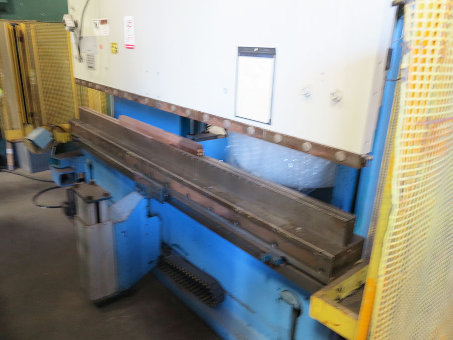 250 TON X 10' PULLMAX OPTIMA CNC HYDRAULIC PRESS BRAKE, MODEL 250.3.1/2.55, CYBELEC MODEVA 10S 6-AXIS CNC CONTROLLER, FOOT PEDAL, LINK LITE BLACK MAX LIGHT CURTAINS, WORK LIGHT, PEDESTAL CONTROL, AUTO BED CROWNING, WORK LIFTER (LOCATION: GARVEY AVE., SOUTH EL MONTE, CA) ***RIGGING FEE $500***-15