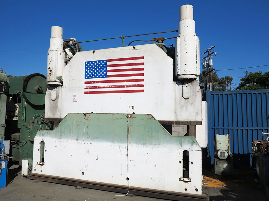 440 TON X 14' LVD HYDRAULIC PRESS BRAKE, MODEL PPN400/4500, LOWER DIE HOLDER, 48" PIT REQUIRED, REMOTE PALM CONTROL, COMES W/ BACK GAUGE HARDWARE, BUT BACK GAUGE IS NON-FUNCTIONAL, EQUILIBRIUM BAR, AUTO CROWNING ON BED, HYDRAULIC CLAMPING, FOOT PEDAL (LOCATION: GARVEY AVE., SOUTH EL MONTE, CA) ***RIGGING FEE $1,500***-17