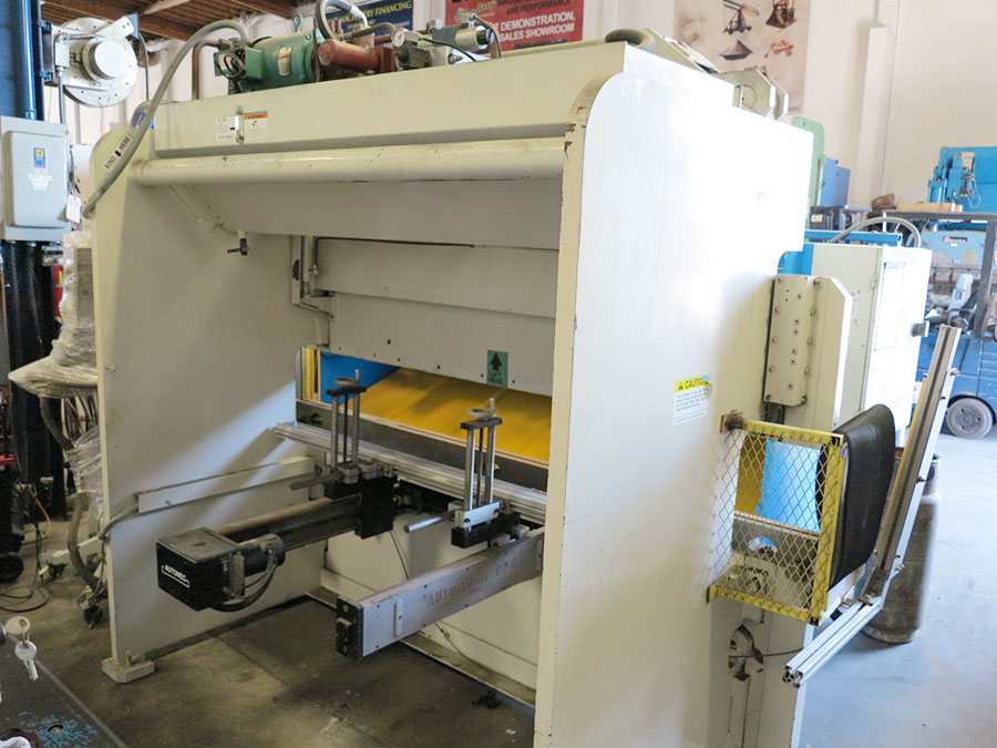 65 TON X 8' PIRANHA CNC HYDRAULIC PRESS BRAKE, MODEL 6508, MERLIN ISB LIGHT CURTAINS, AUTOMEC CNC 2000 CNC SINGLE AXIS BACKGAUGE AND CNC RAM, FOOT PEDAL, DIE RAIL, YEAR 2002 (LOCATION: GARVEY AVE., SOUTH EL MONTE, CA)-17B