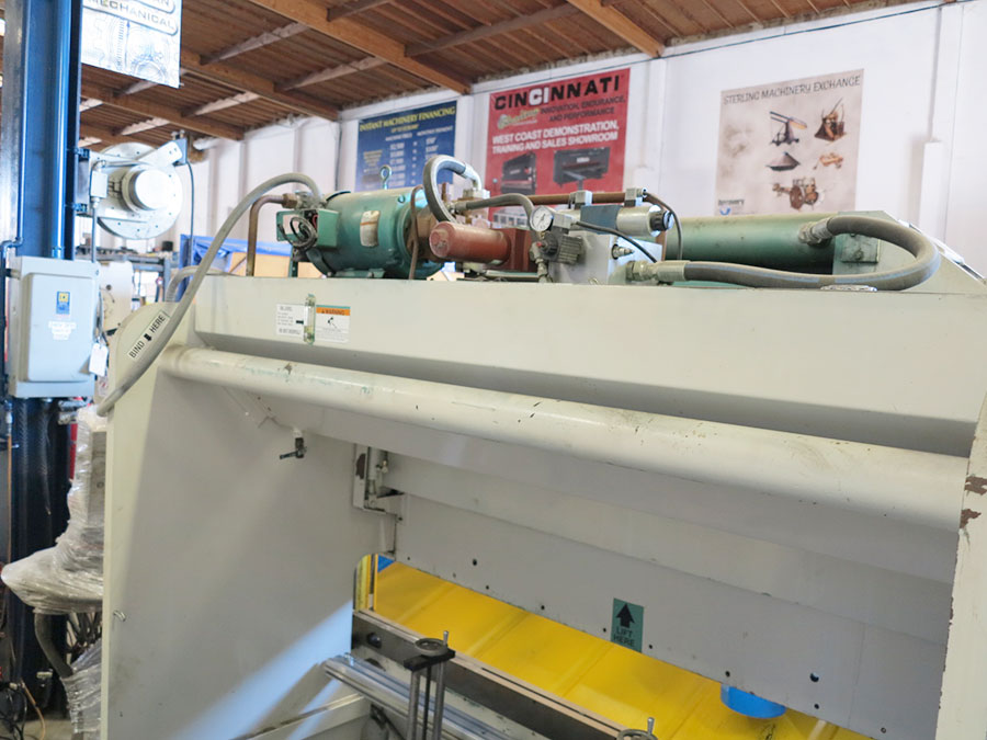 65 TON X 8' PIRANHA CNC HYDRAULIC PRESS BRAKE, MODEL 6508, MERLIN ISB LIGHT CURTAINS, AUTOMEC CNC 2000 CNC SINGLE AXIS BACKGAUGE AND CNC RAM, FOOT PEDAL, DIE RAIL, YEAR 2002 (LOCATION: GARVEY AVE., SOUTH EL MONTE, CA)-17B