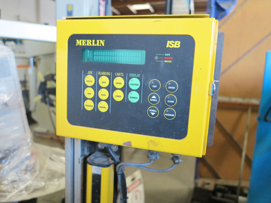 65 TON X 8' PIRANHA CNC HYDRAULIC PRESS BRAKE, MODEL 6508, MERLIN ISB LIGHT CURTAINS, AUTOMEC CNC 2000 CNC SINGLE AXIS BACKGAUGE AND CNC RAM, FOOT PEDAL, DIE RAIL, YEAR 2002 (LOCATION: GARVEY AVE., SOUTH EL MONTE, CA)-17B