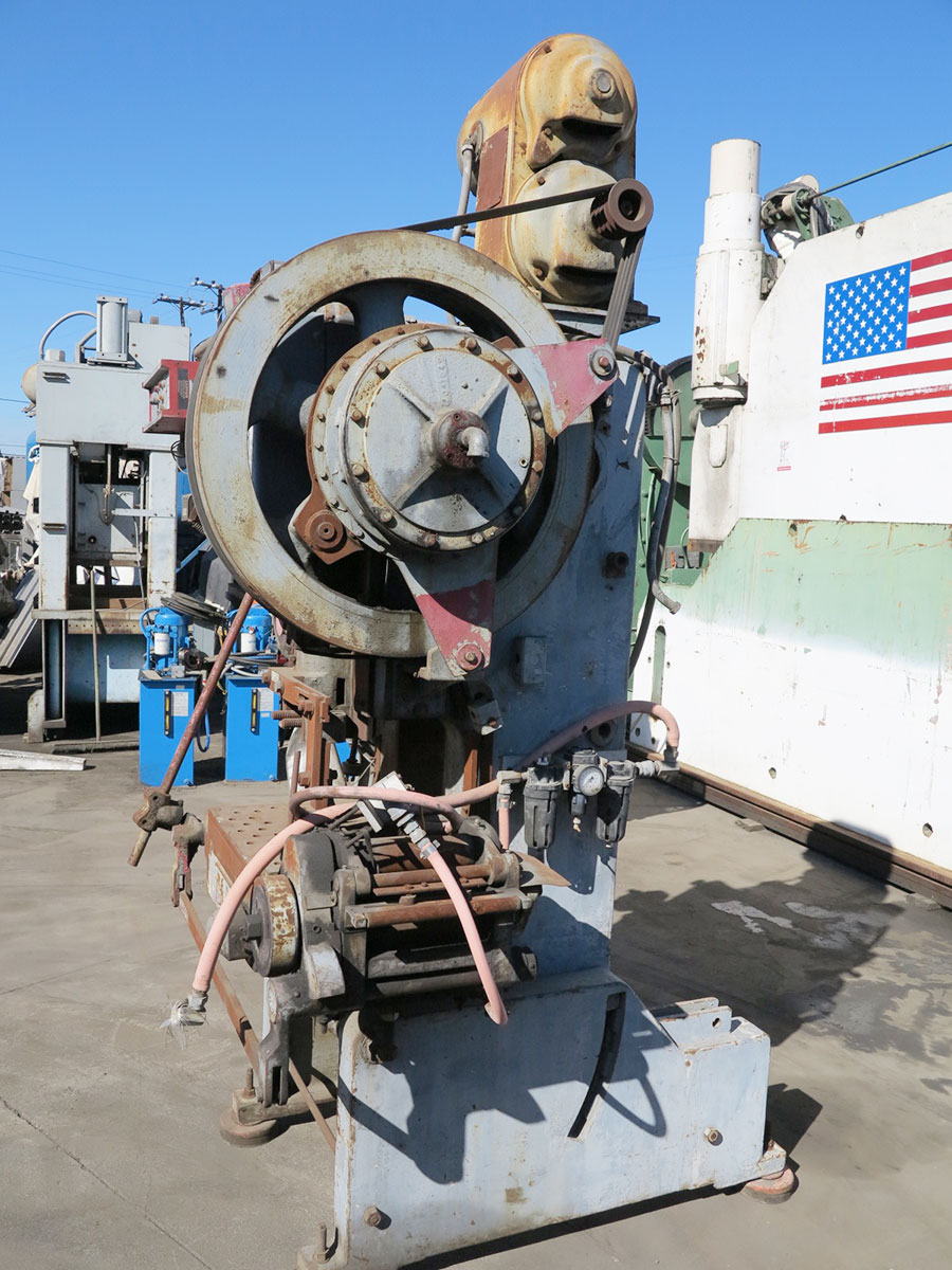 35 TON X 3" BLISS, MODEL C-35, AIR CLUTCH & BRAKE, BLISS CUSHION, DUAL PALM CONTROL (LOCATION: GARVEY AVE., SOUTH EL MONTE, CA) ***RIGGING FEE $25***-46