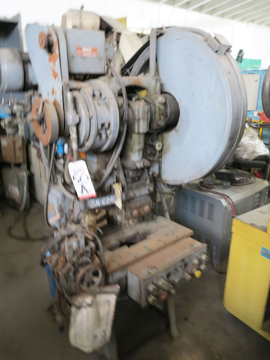 20 TON X 2" PERKINS AIR CLUTCH OBI PRESS, MODEL 351-B, AIR CLUTCH & BRAKE, LITTEL MODEL 50045 DIAL FEEDER, 3, DUAL PALM CONTROL STATION, US MOTORS VARIABLE SPEED DRIVE, FEEDER, YEAR 1985 (LOCATION: RUSH ST., SOUTH EL MONTE, CA) ***RIGGING FEE $50***-50A