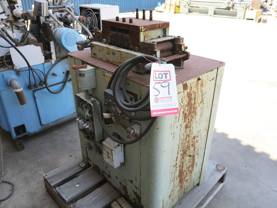 .060" X 6" COMBINATION STRAIGHTENER/FEEDER, STRAIGHTENING ROLLS--POWERED, ADJUSTABLE, 3 TOP - 4 BOTTOM, 2 PR. ADJUSTABLE ENTRY & EXIT POWERED FEED ROLLS W/GUIDE BARS, SPRING LOADED, FURNAS & GE ELECTRICAL CONTROLS, HORTON AIR CONTROLS W/ GAUGE, AIR HOSE W/ COUPLER, CONNECTOR, AIR CLUTCH & BRAKE (LOCATION: GARVEY AVE., SOUTH EL MONTE, CA)-59