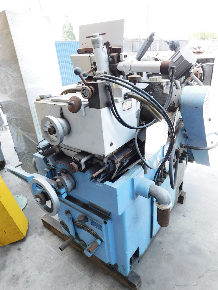 0.04" TO 1.58" PARAGON CENTERLESS GRINDER (NEEDS PUMP), MODEL RC-12, GRINDING WHEEL W/ FLANGE, COOLANT SYSTEM, DIAMOND DRESSER, REGULATING WHEEL W/ FLANGE, PUMP NOT INCLUDED, YEAR 1997 (LOCATION: RUSH ST., SOUTH EL MONTE, CA) ***RIGGING FEE $50***-94