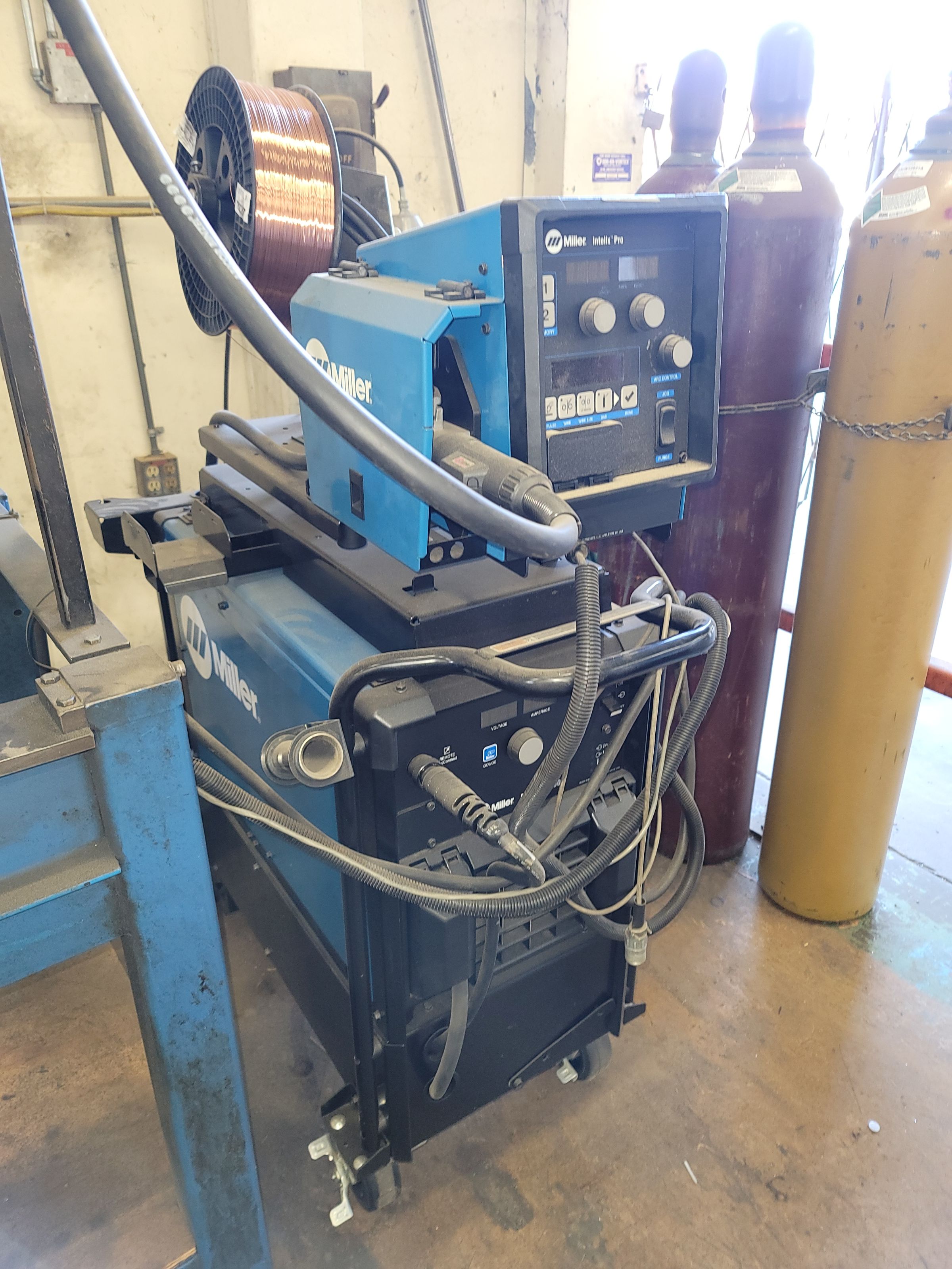 CONTOUR-ARC LATHE WELDER, MILLER DELTAWELD 500, S/N NA07100IU, MILLER INTELLX PRO FEEDER, S/N NA045592U, MILLER FILTAIR MNX-D FUME EXTRACTOR, S/N MF395053D-1