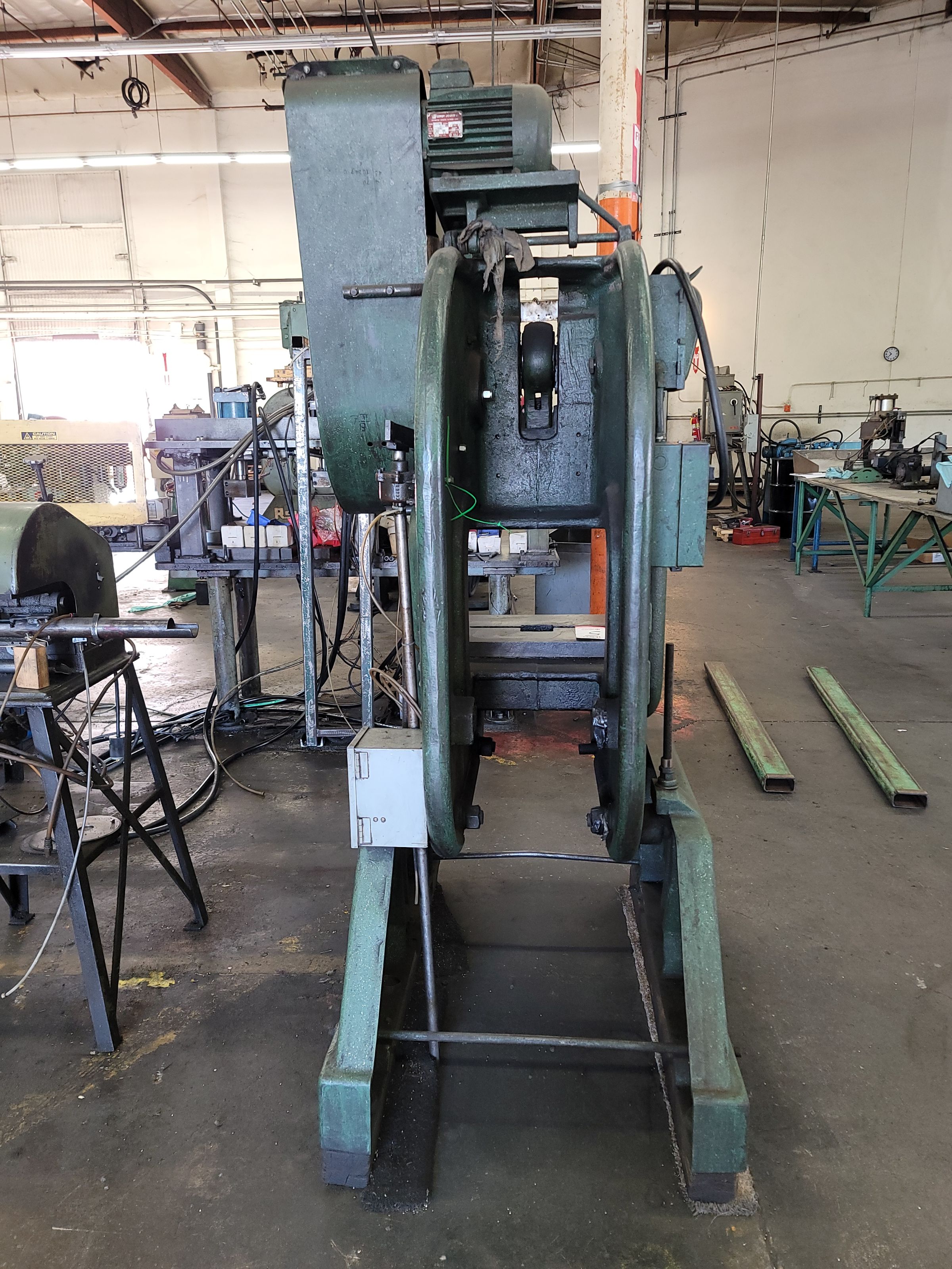 ROUSSELLE PUNCH PRESS, MODEL 3F, 135 SPM, S/N 23532-5