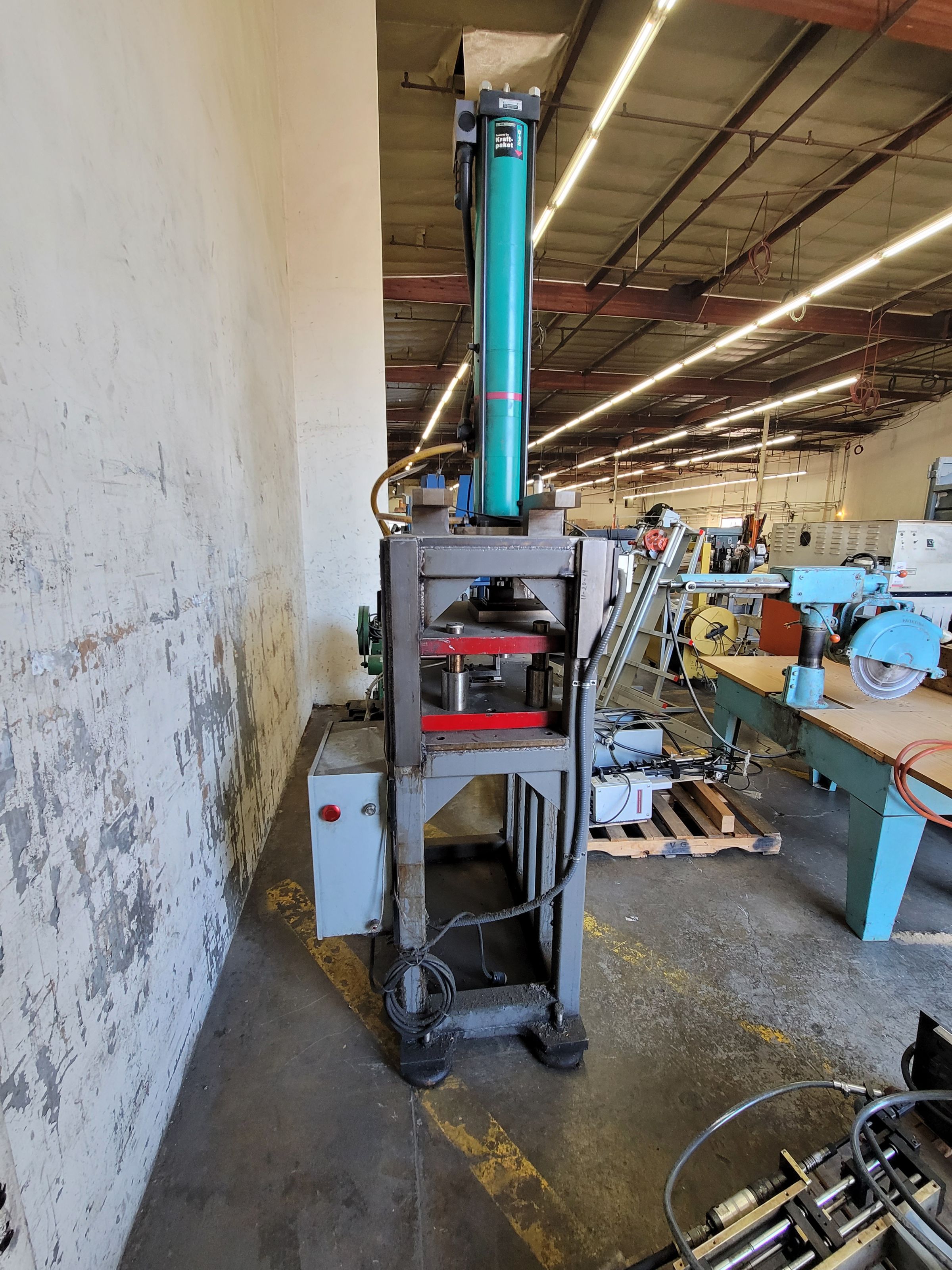 CUSTOM BUILT SINGLE RAM HYDRAULIC PRESS-19