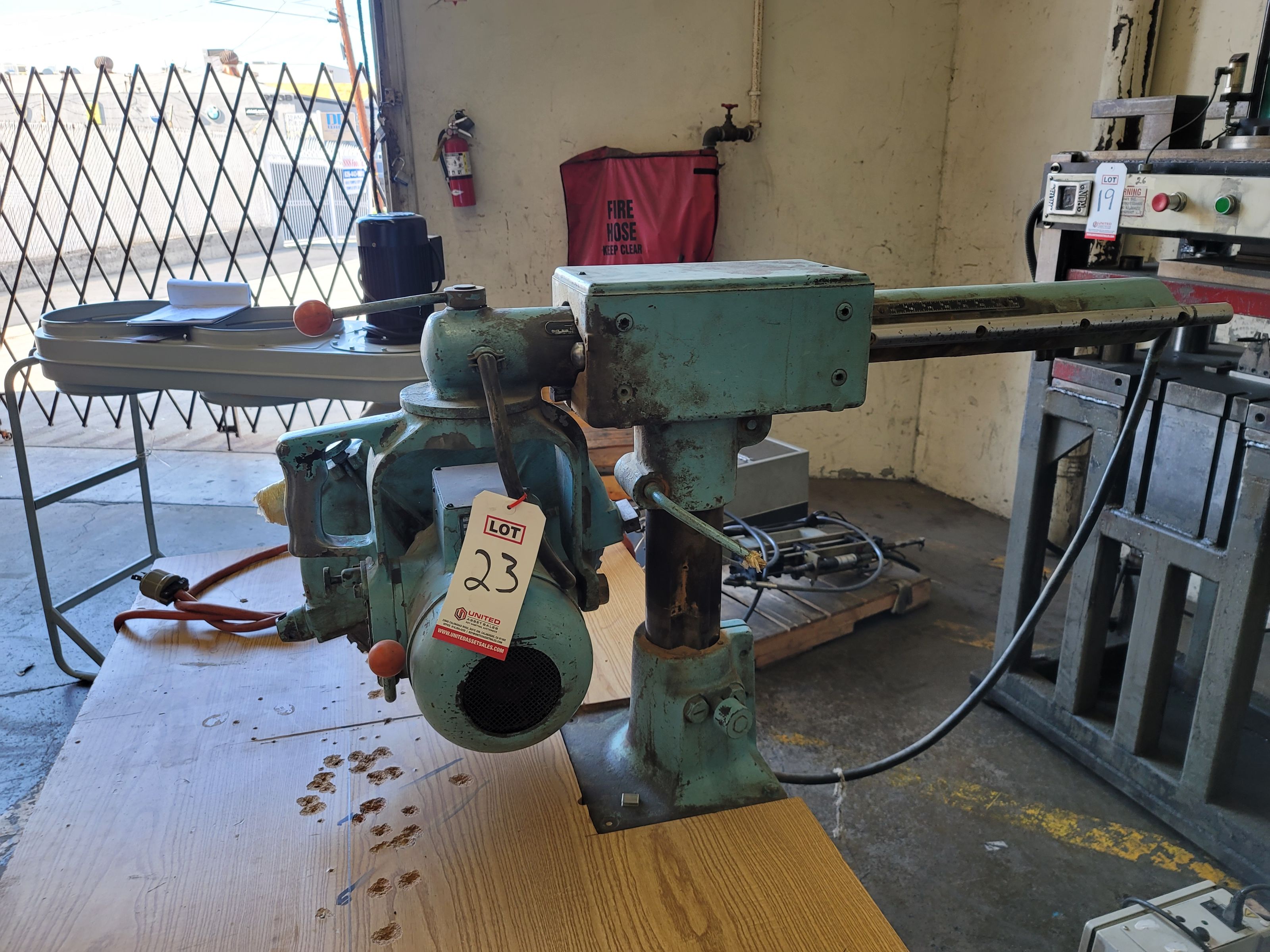 SKILL RADIAL SAW, MODEL 450-23