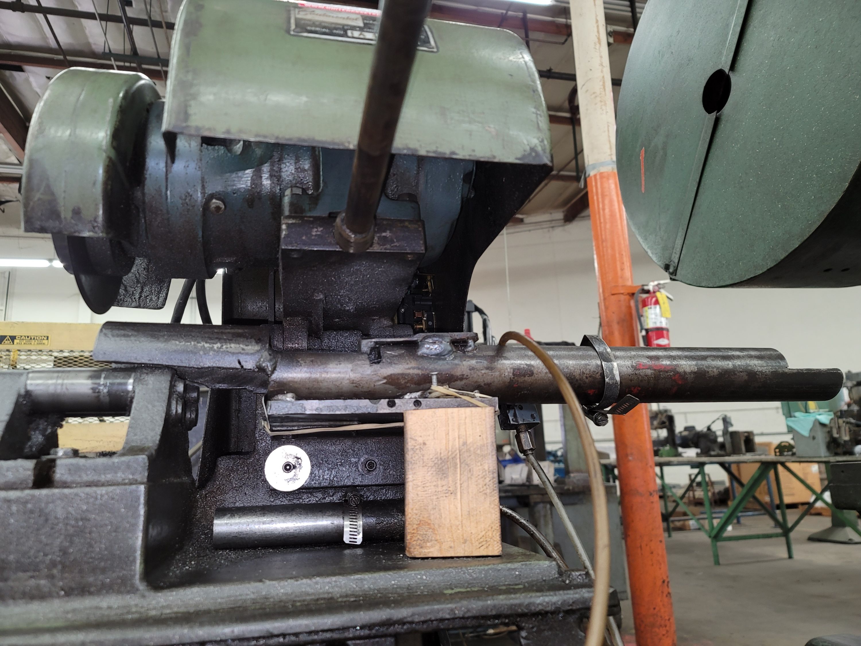 CONTINENTAL MACHINE COMPANY TUBING CUTTER, NO. 1-40