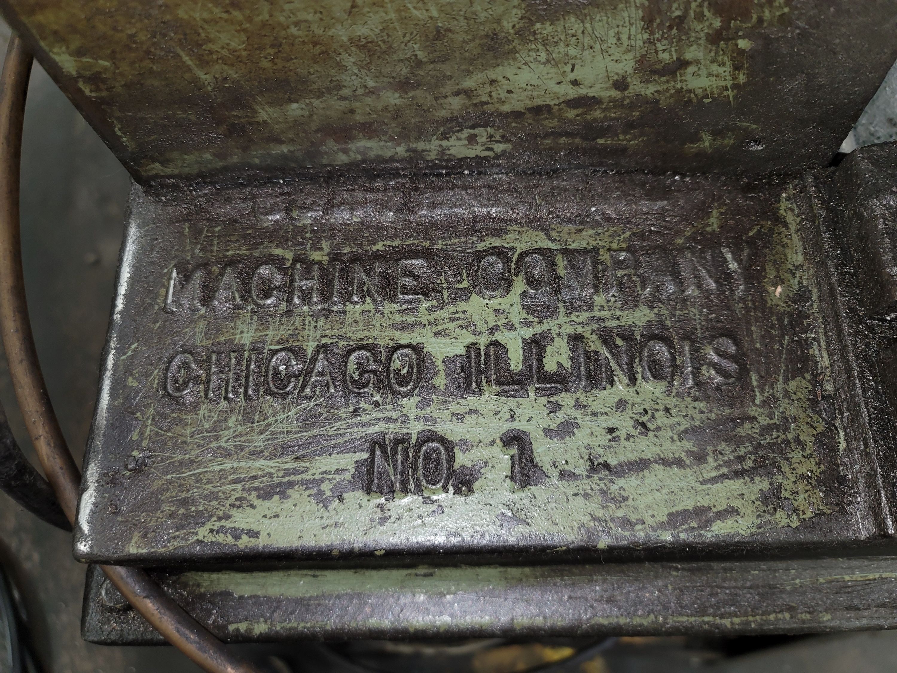 CONTINENTAL MACHINE COMPANY TUBING CUTTER, NO. 1-40