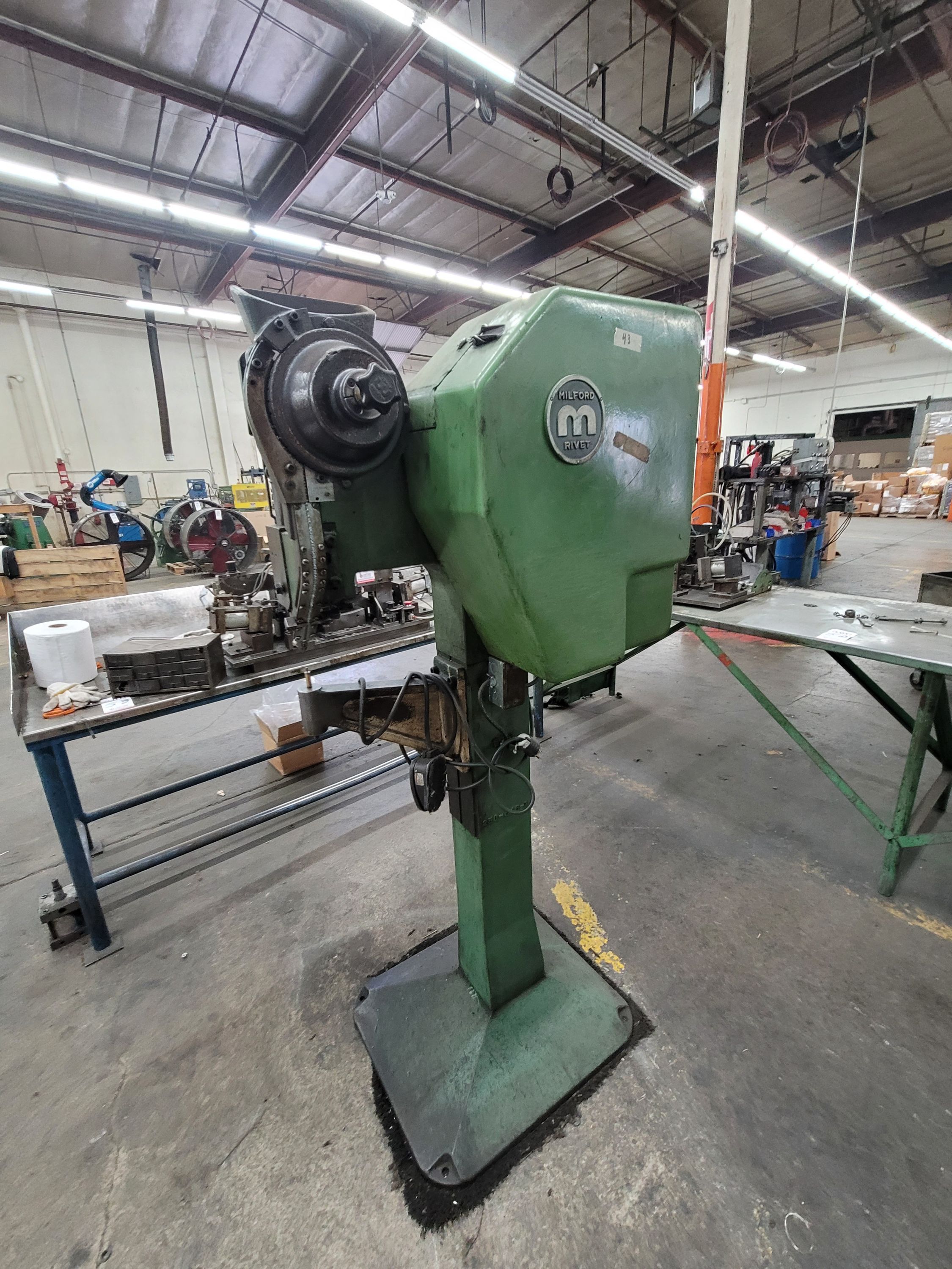 MILFORD RIVET MACHINE, MODEL S256-REV3, S/N 1609-44