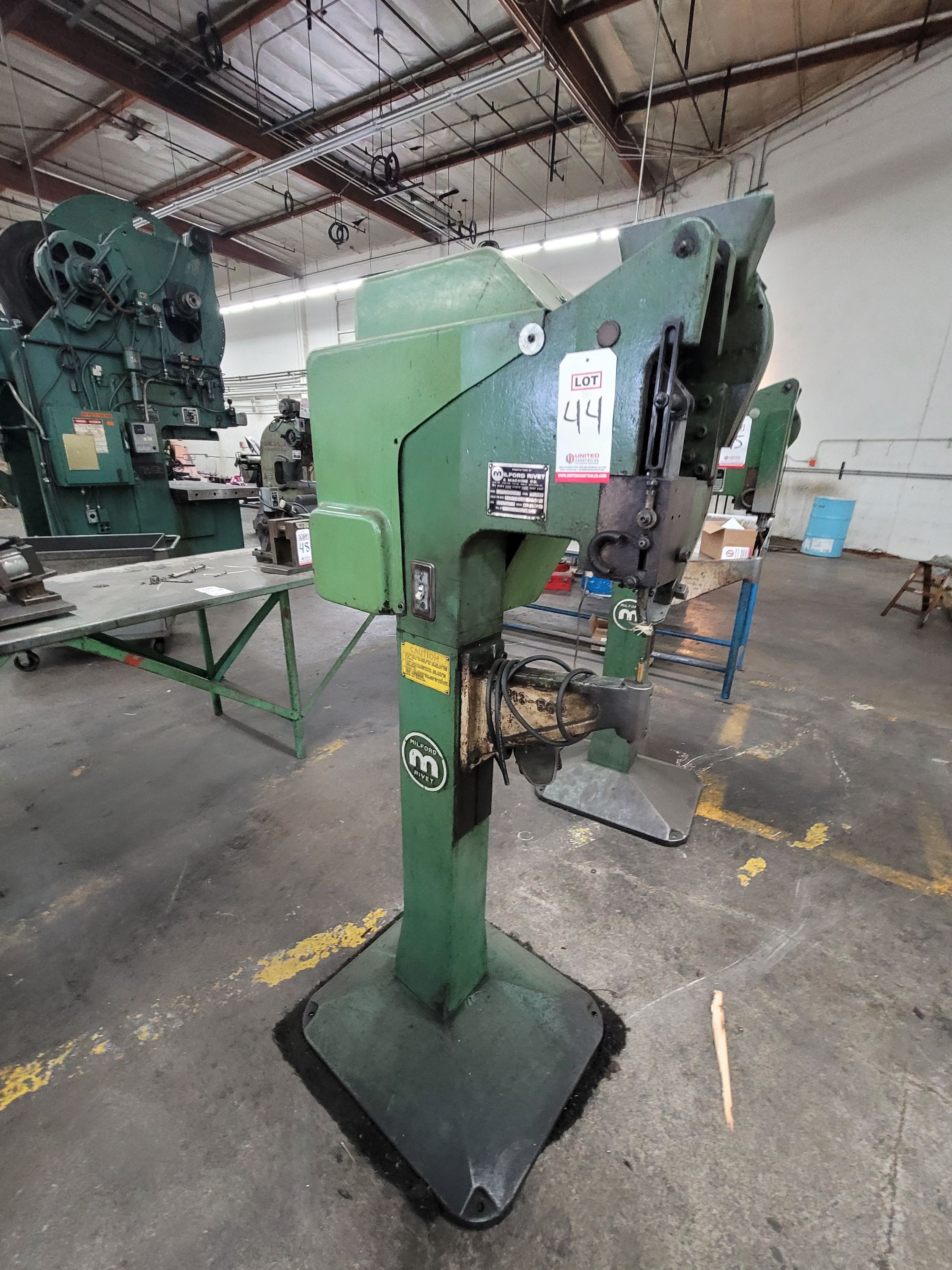 MILFORD RIVET MACHINE, MODEL S256-REV3, S/N 1609-44