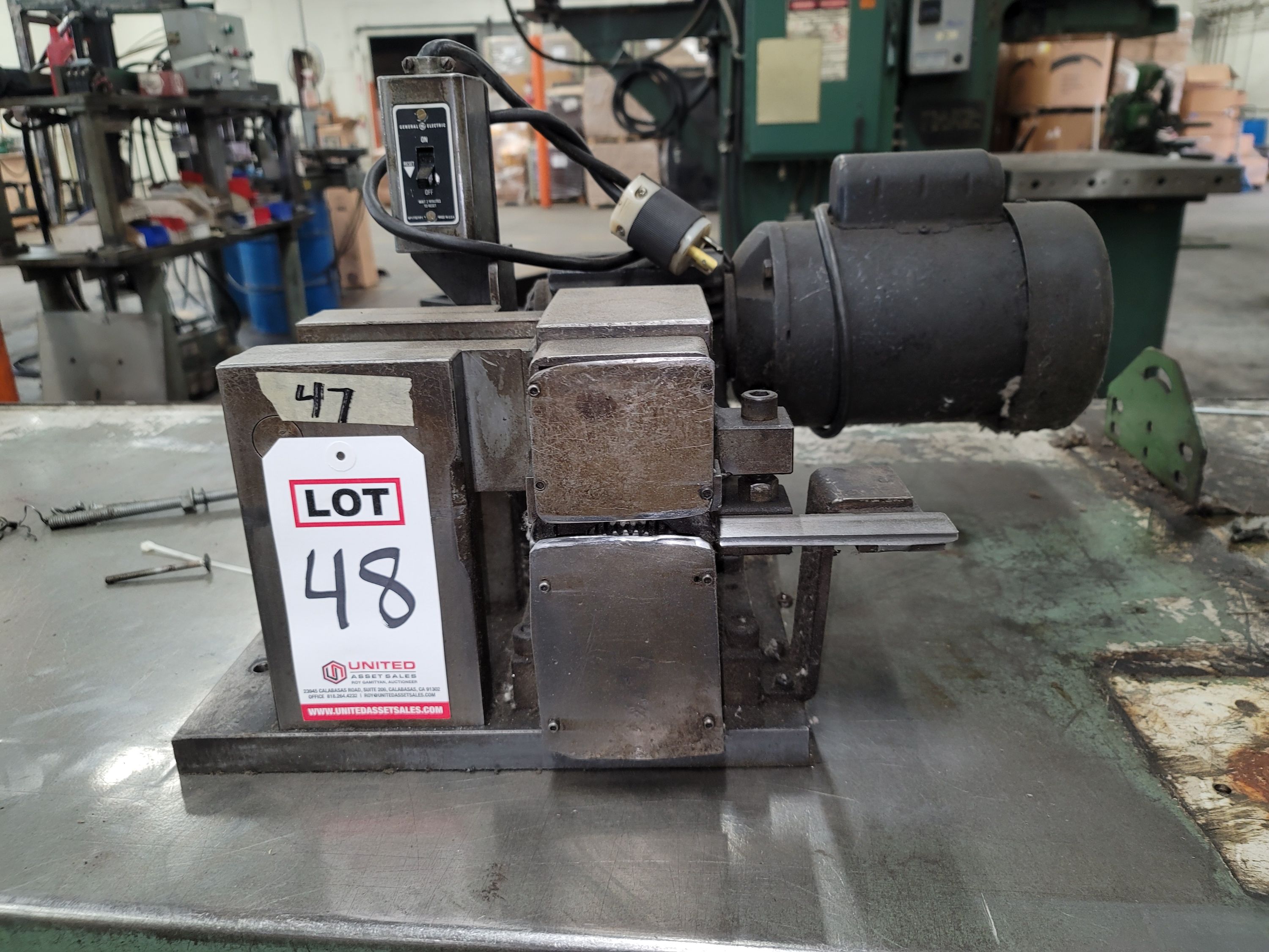 CUSTOM SPECIALTY MACHINE FOR CROSS-HATCHING METAL SEAMS-48