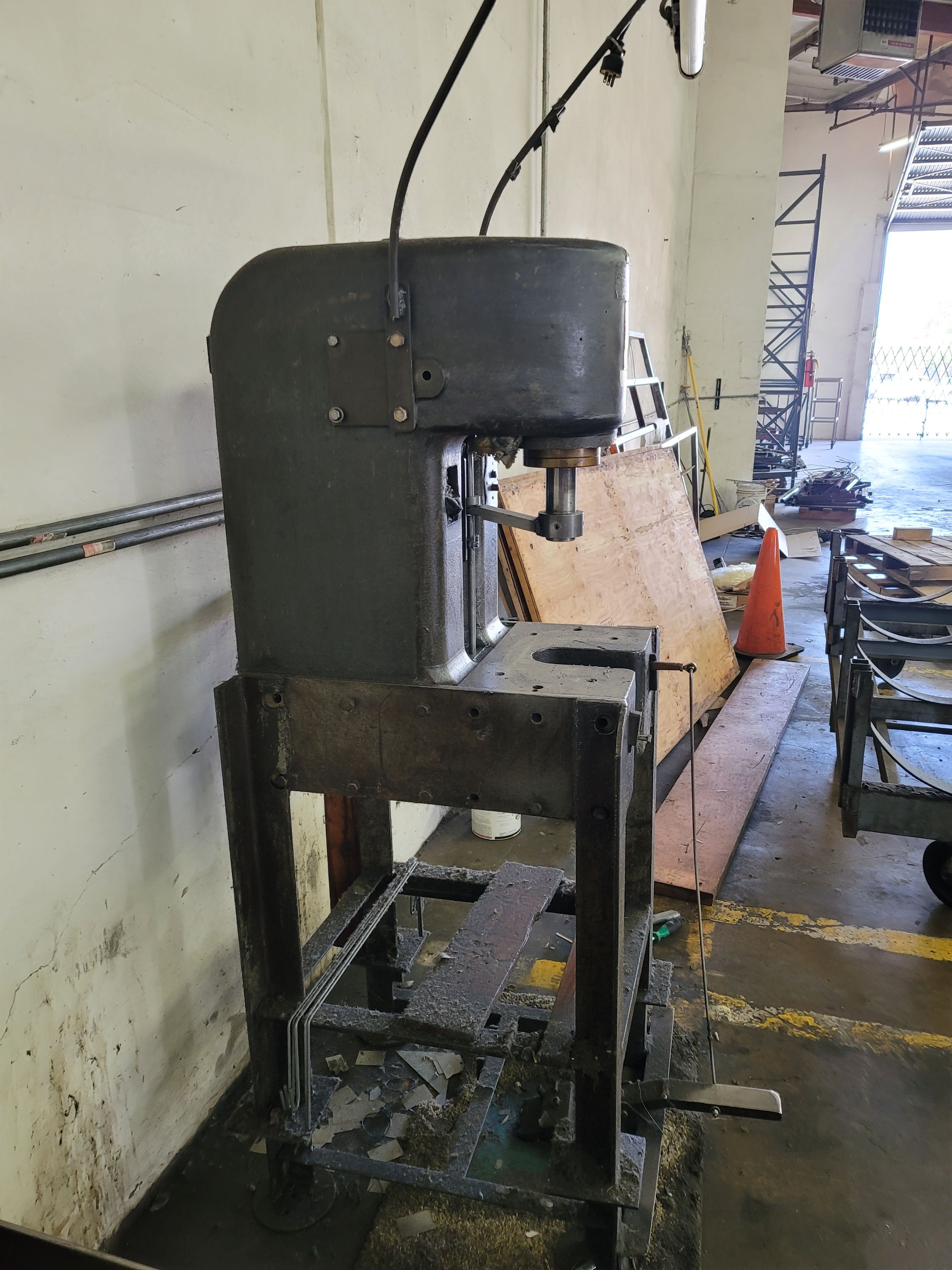 CUSTOM PRESS FOR BENDING PARTS-59