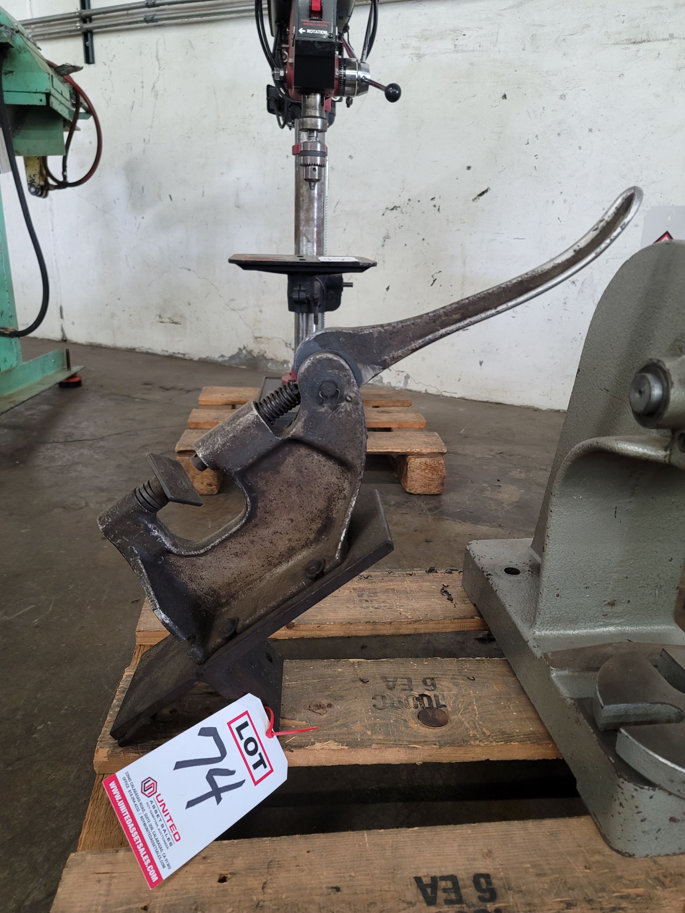 DIAMOND HAND PRESS-74