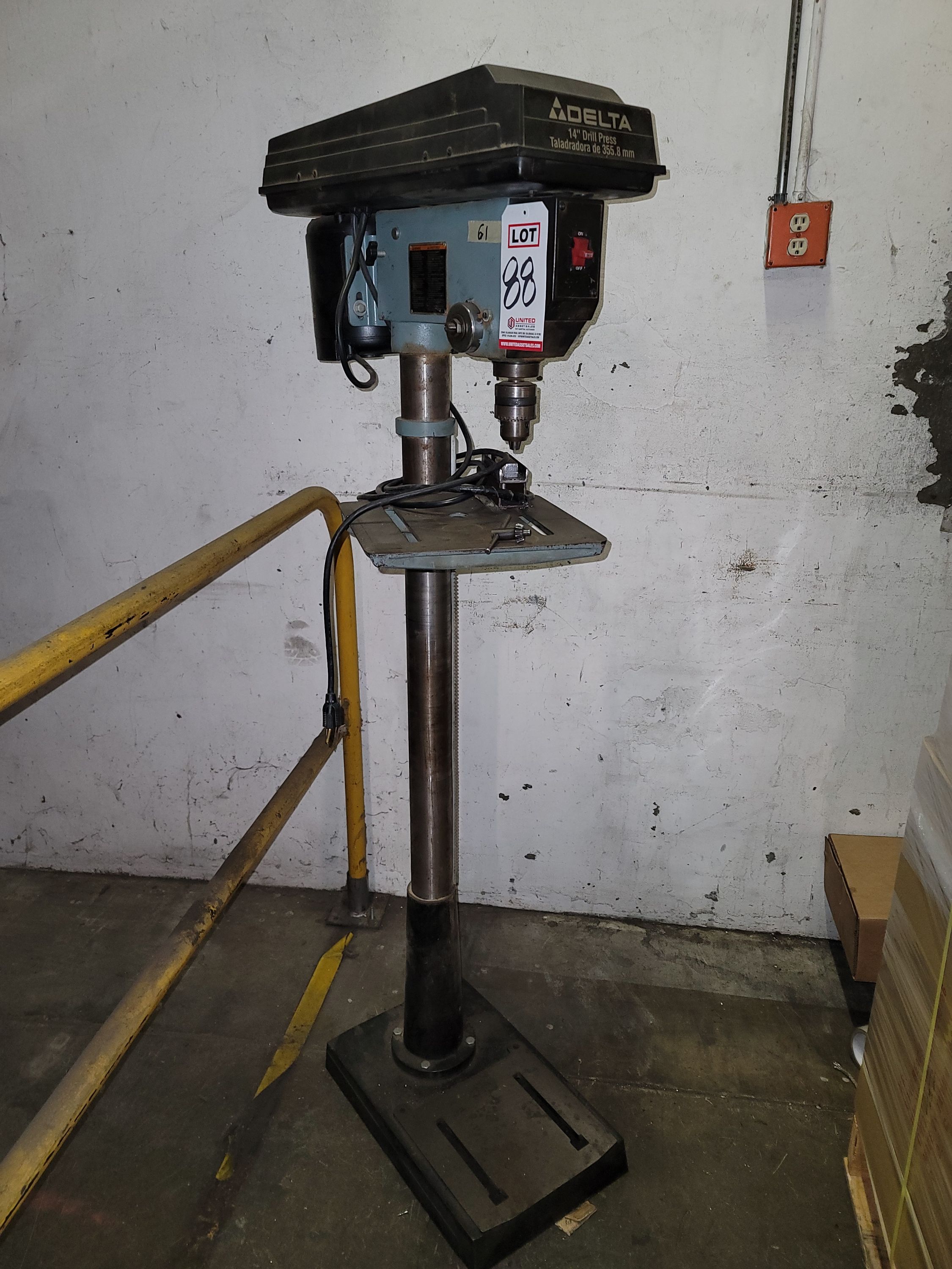DELTA 14" DRILL PRESS, FLOOR MODEL, MODEL 14-070, S/N W9746-88