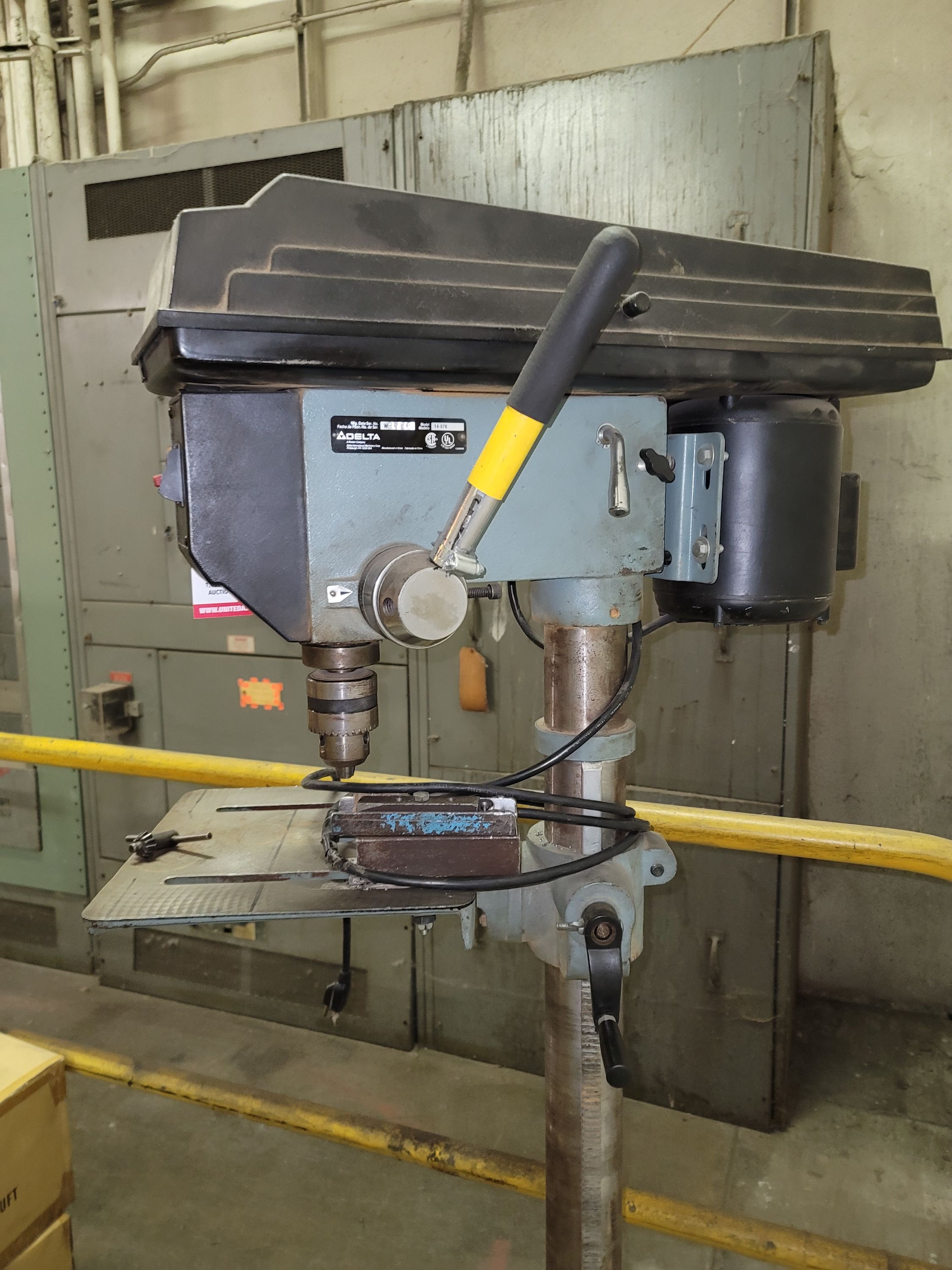 DELTA 14" DRILL PRESS, FLOOR MODEL, MODEL 14-070, S/N W9746-88