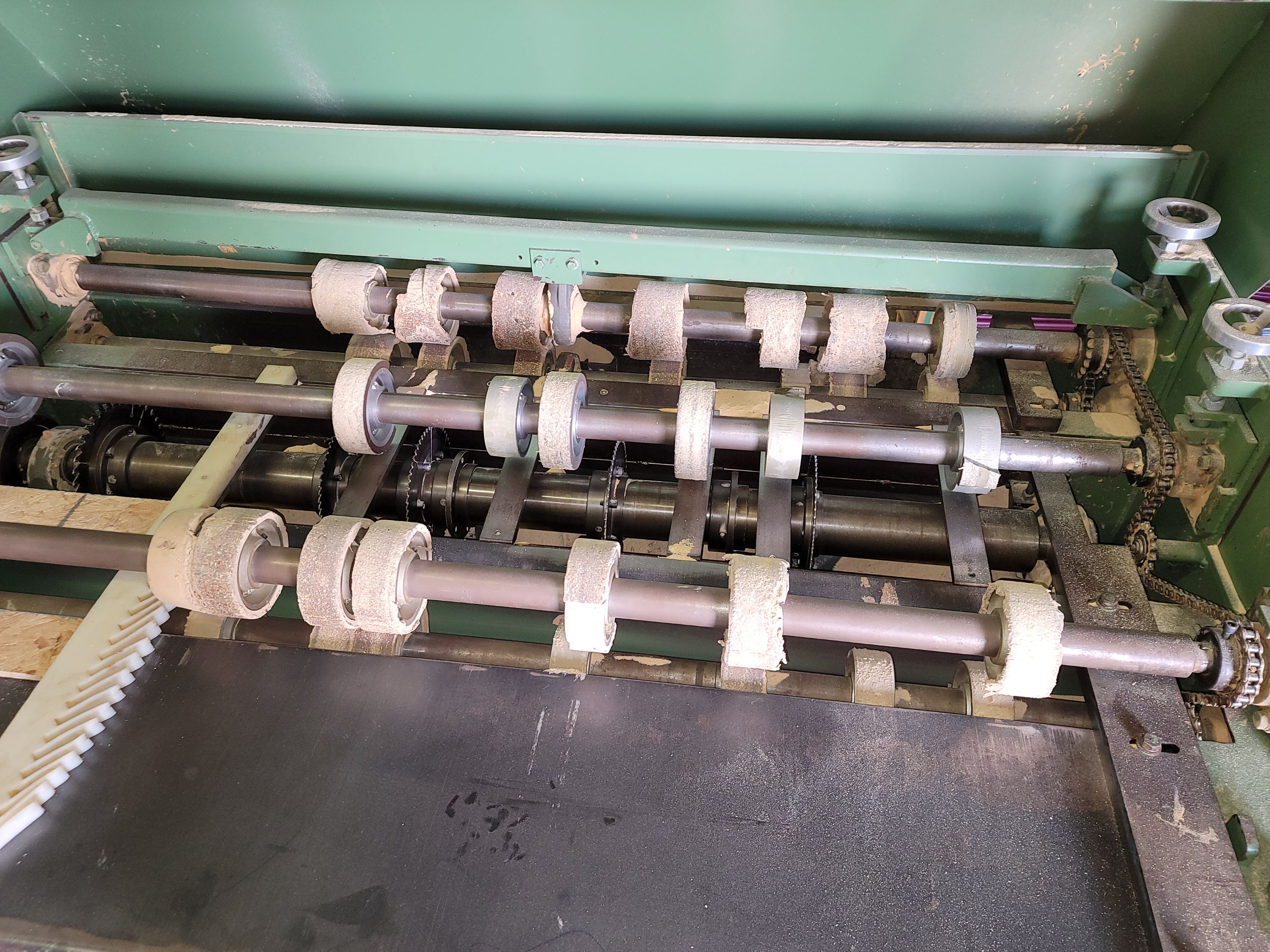 MULTISCORE 62" PANEL RIP SAW, MODEL MR-21, RIP SAW/GROOVER, THROUGH FEED, 30 HP-94