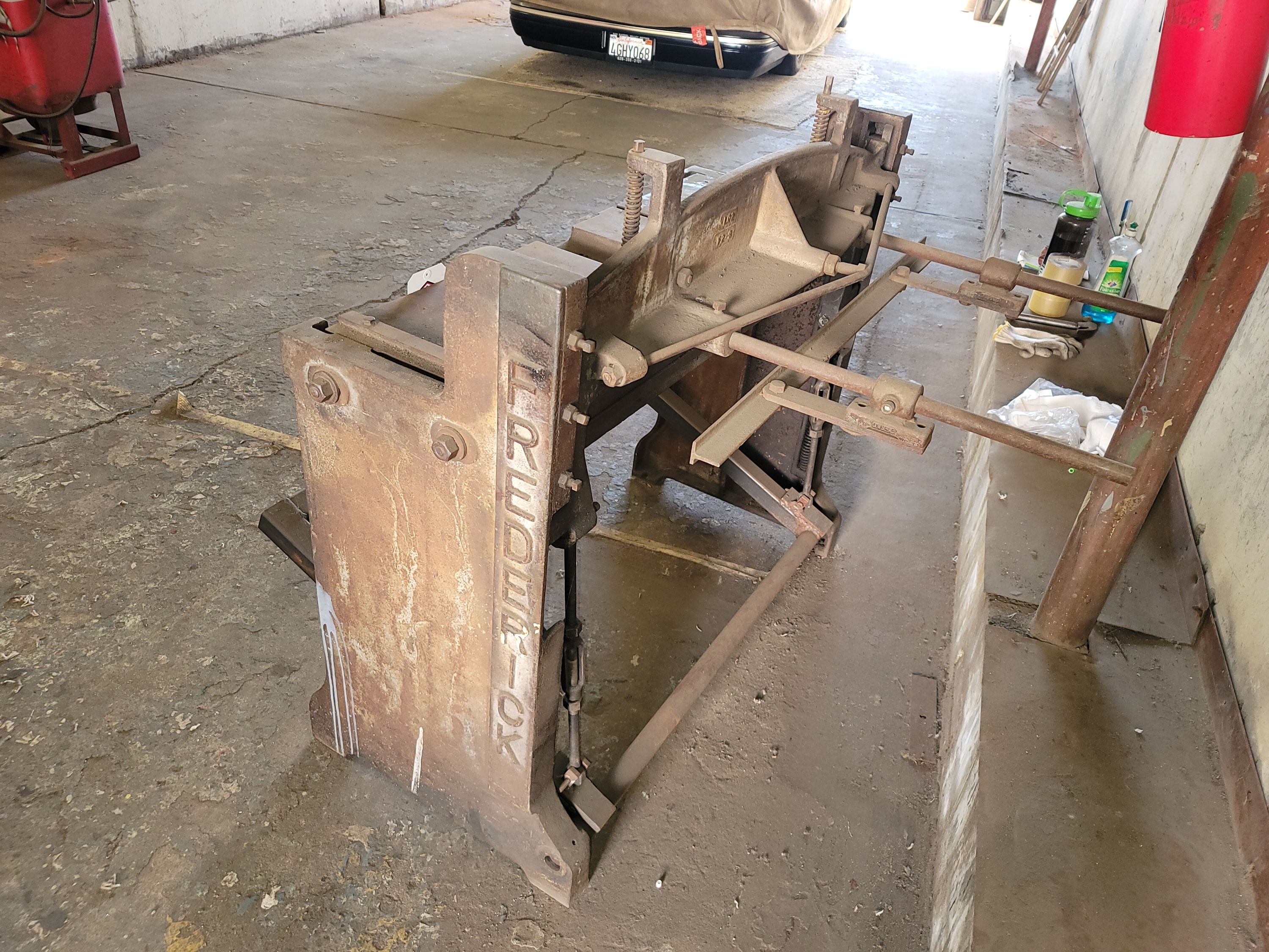 FREDERICK IRON & STEEL, FRECUT FOOT SHEAR, MODEL 1836, 36" SHEAR, 19 GAUGE SOFT STEEL CAPACITY, S/N 46-3368-110