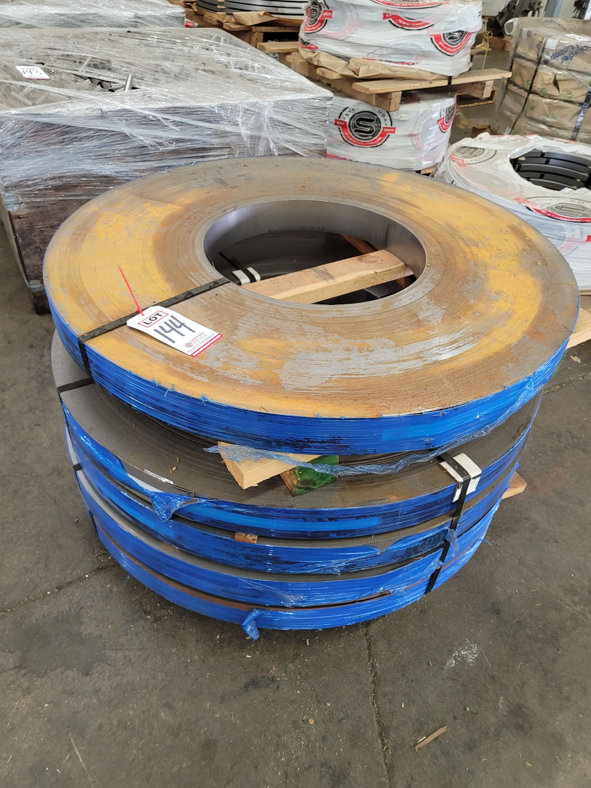 3-1/4" STEEL BAND-144