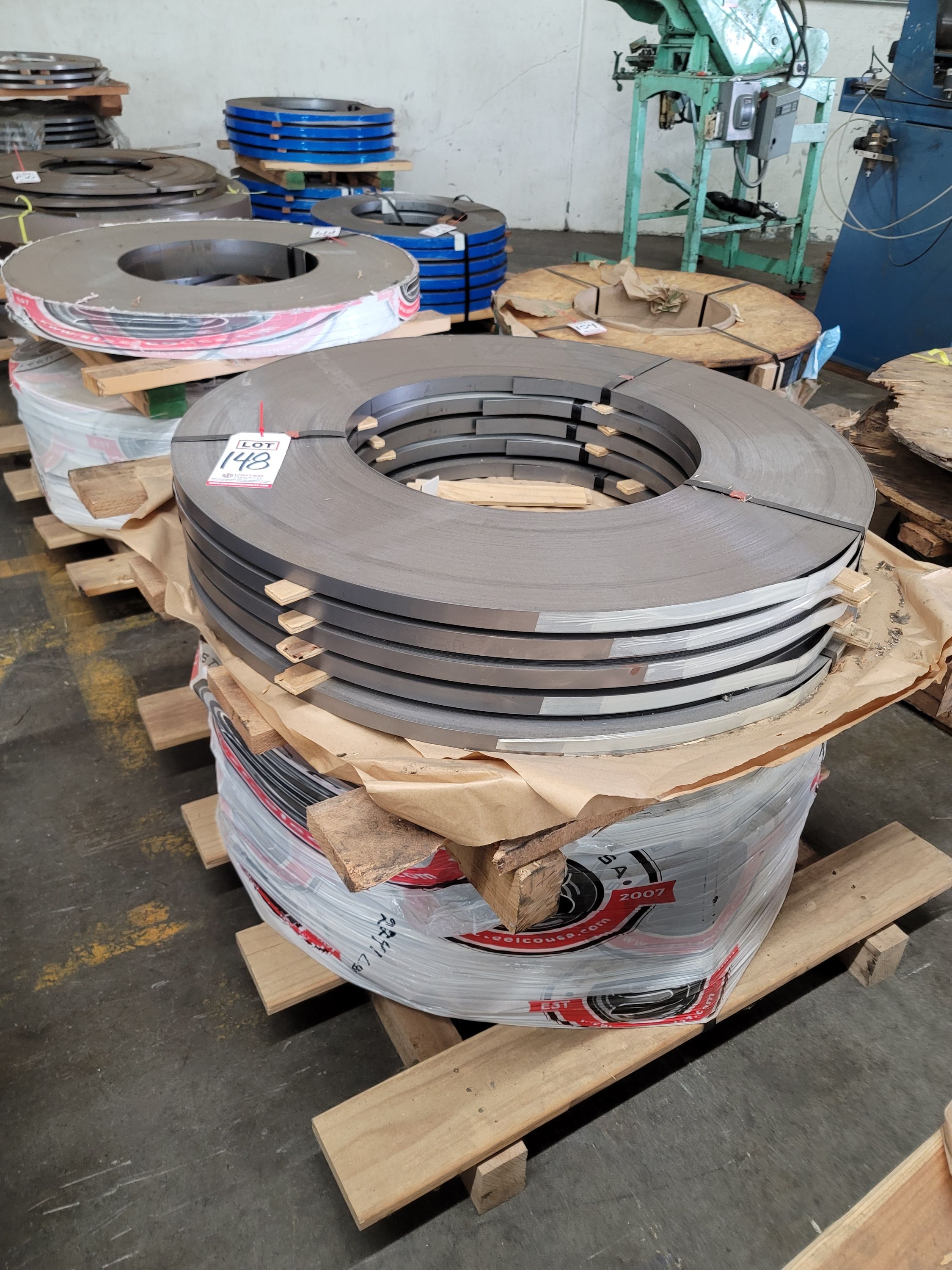 1" STEEL BAND, BOTTOM SPOOL WEIGHS 2,241 LBS-148