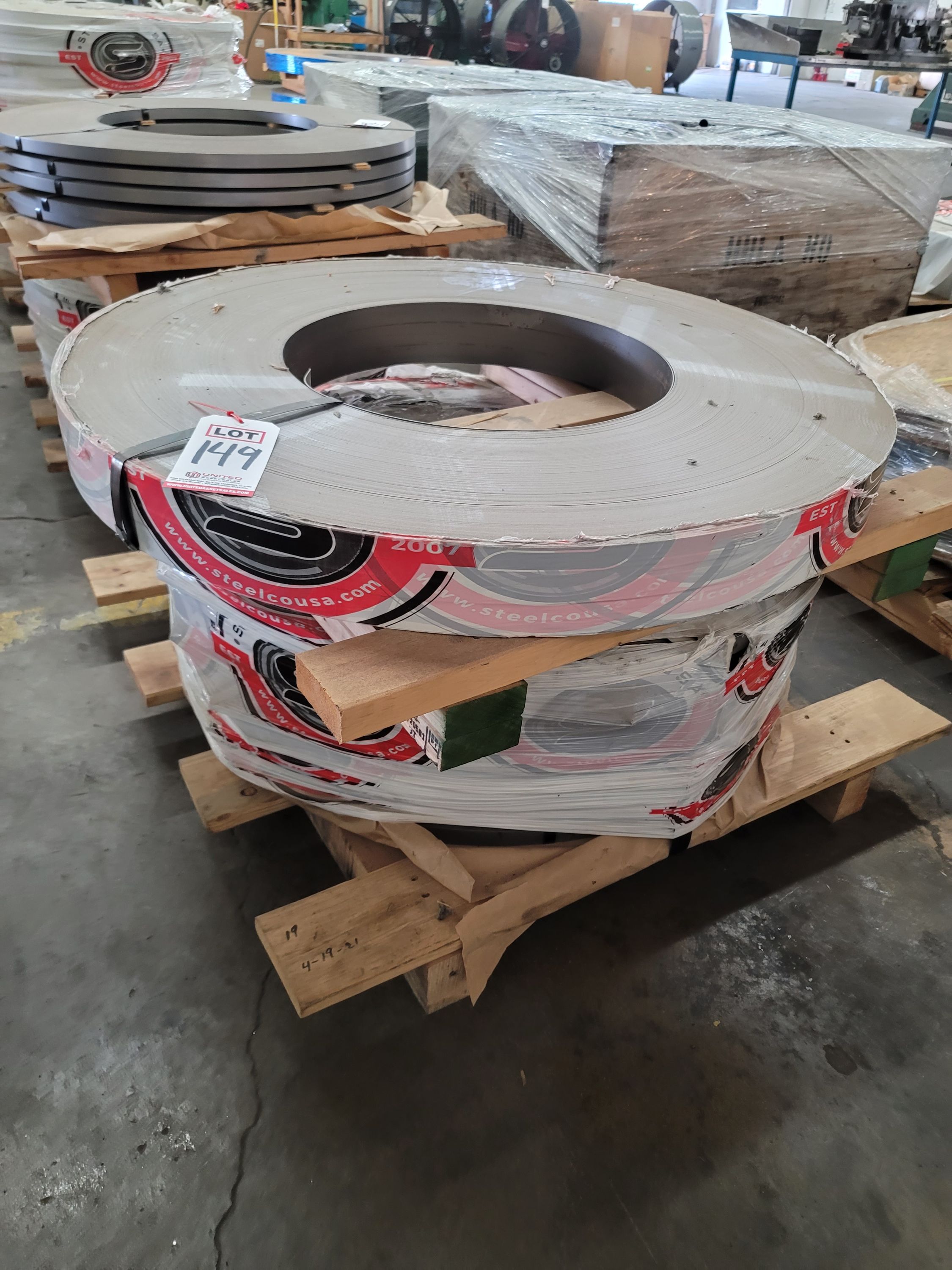 3-5/8" STEEL BAND, BOTTOM SPOOL OF 16GA/0.60 1" STEEL BAND WEIGHS 1,994 LBS-149