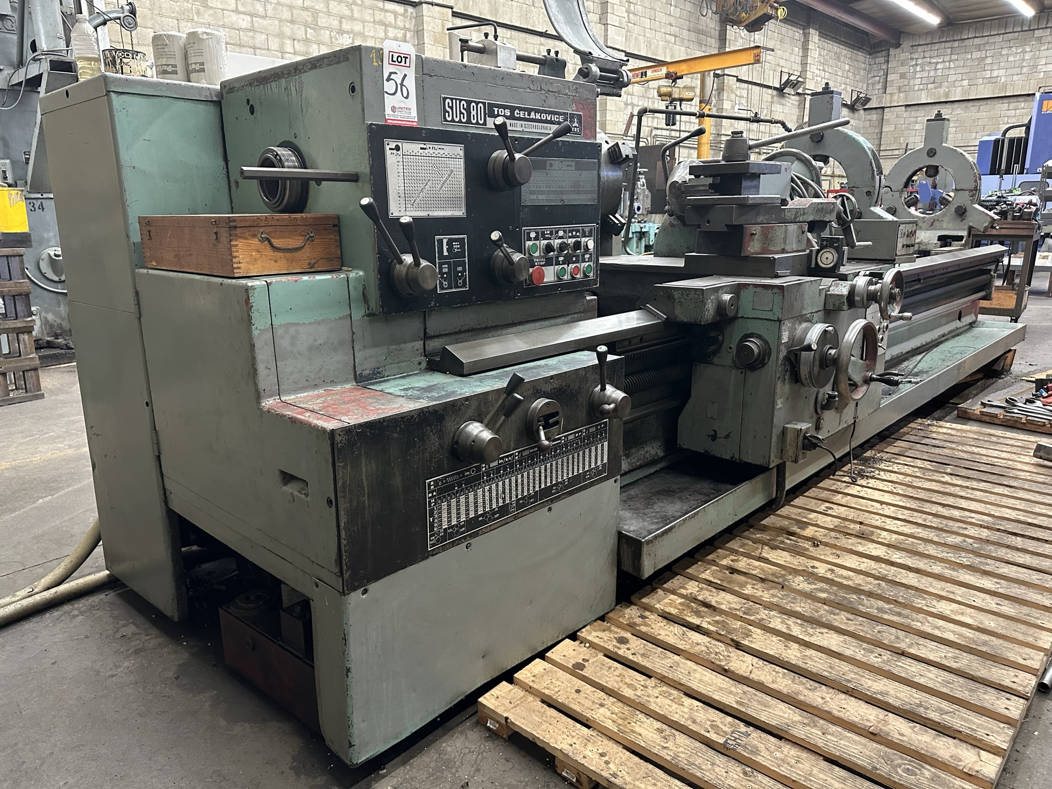 TOS SUS 80 LATHE, 32" X 130" CC, 15" 6-JAW CHUCK, TAILSTOCK, (2) STEADY RESTS, DUPLOMATIC TA-175 TRACING ATTACHMENT, 3-1/4" THROUGH HOLE-56