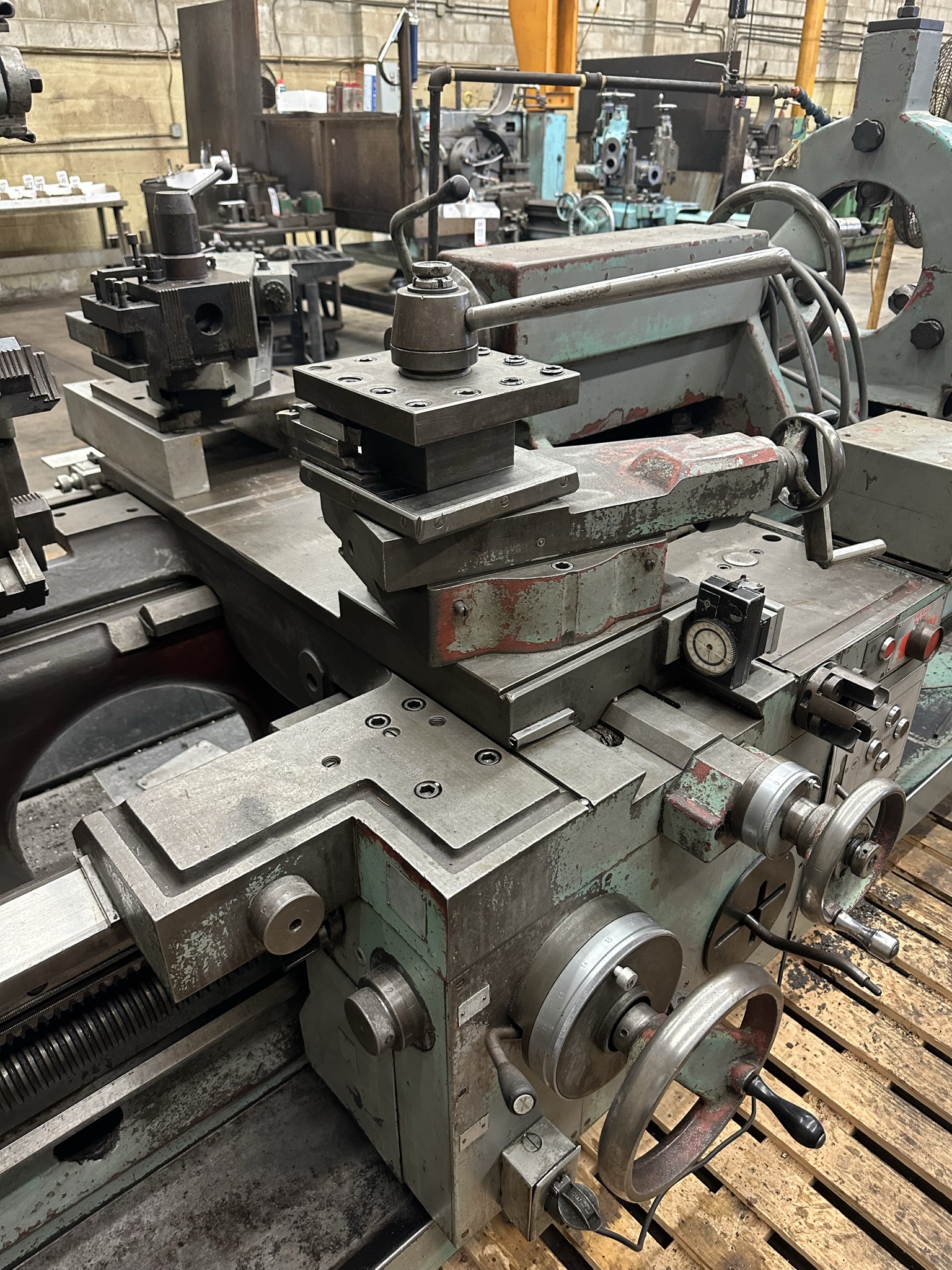 TOS SUS 80 LATHE, 32" X 130" CC, 15" 6-JAW CHUCK, TAILSTOCK, (2) STEADY RESTS, DUPLOMATIC TA-175 TRACING ATTACHMENT, 3-1/4" THROUGH HOLE-56