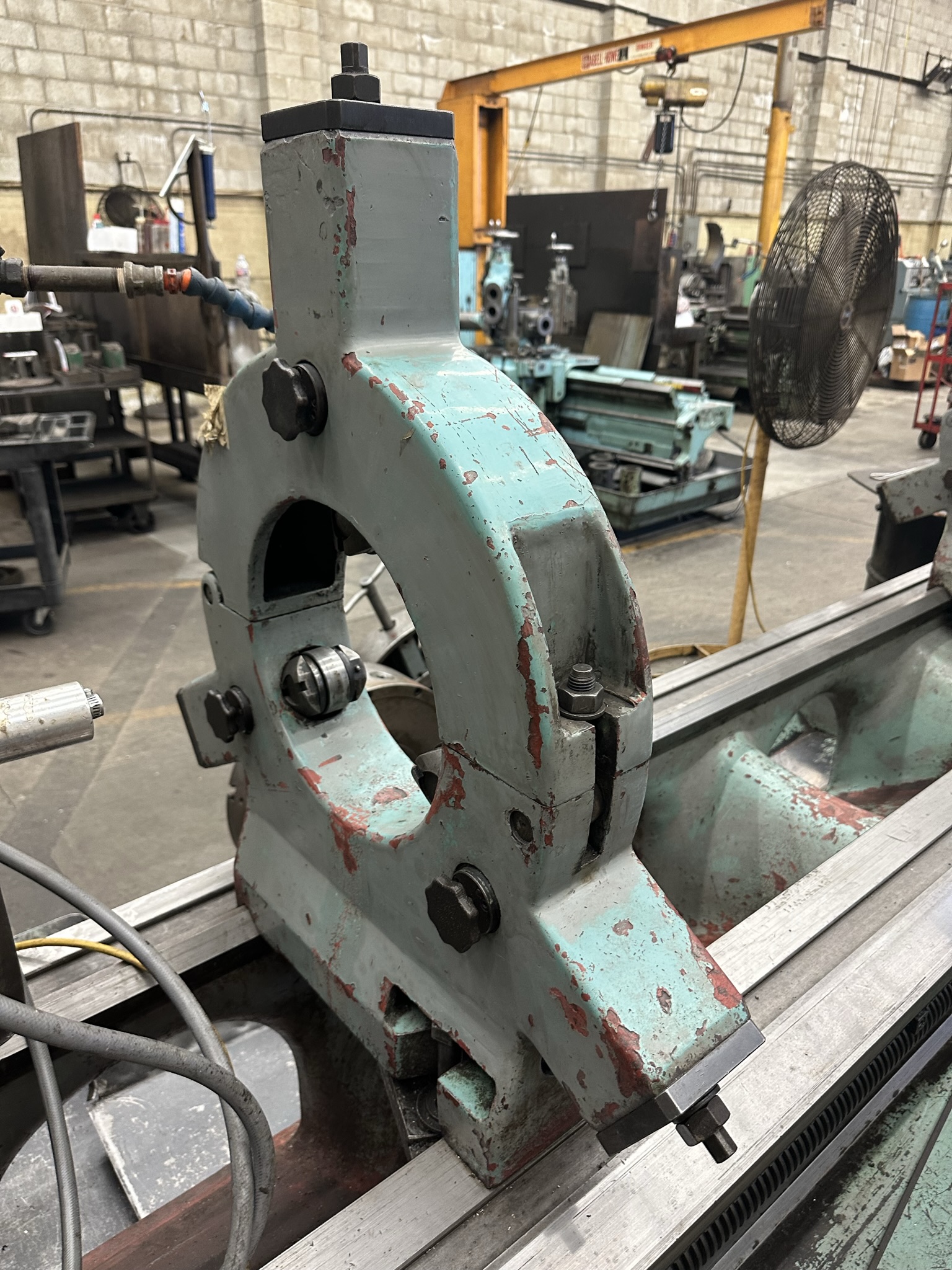 TOS SUS 80 LATHE, 32" X 130" CC, 15" 6-JAW CHUCK, TAILSTOCK, (2) STEADY RESTS, DUPLOMATIC TA-175 TRACING ATTACHMENT, 3-1/4" THROUGH HOLE-56