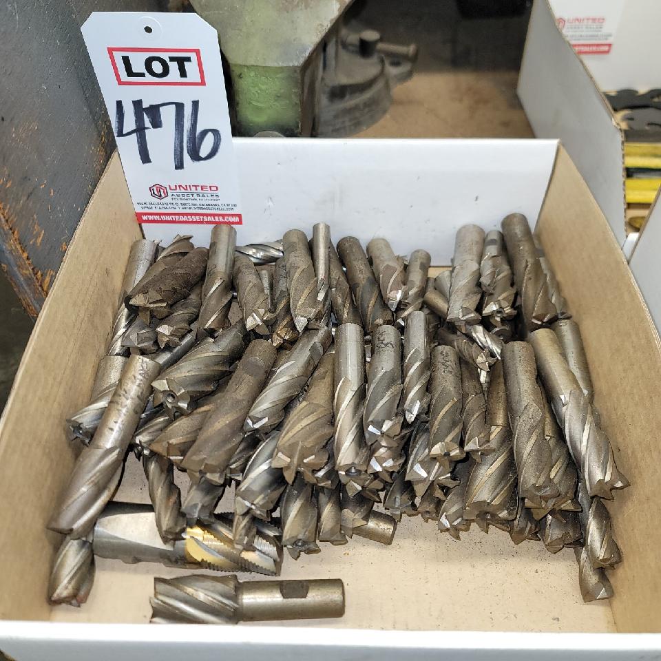 LOT - END MILLS-476
