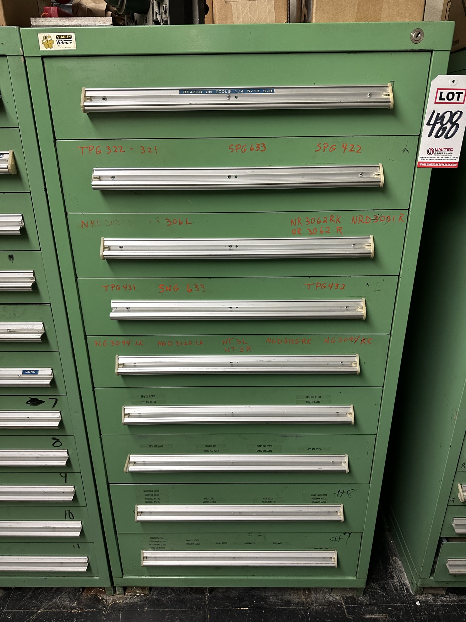 STANLEY VIDMAR 9-DRAWER TOOL CABINET, W/ CONTENTS OF TOOLING, TO INCLUDE: LARGE QUANTITY OF CARBIDE INSERTS-488