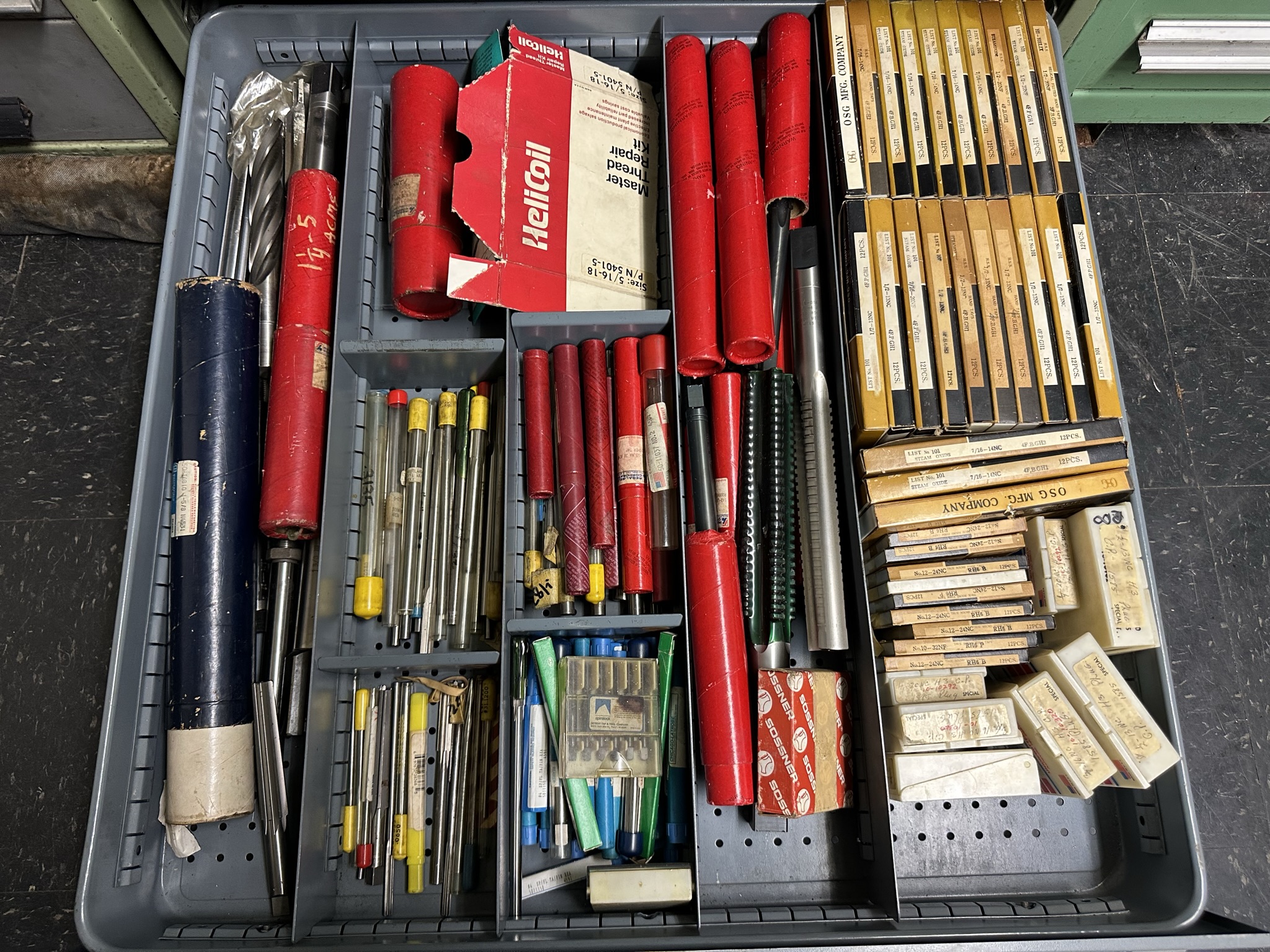 WATERLOO 9-DRAWER TOOL CABINET, W/ CONTENTS OF TOOLING, TO INCLUDE: DRILLS, TAPS, DIES, ETC.-490