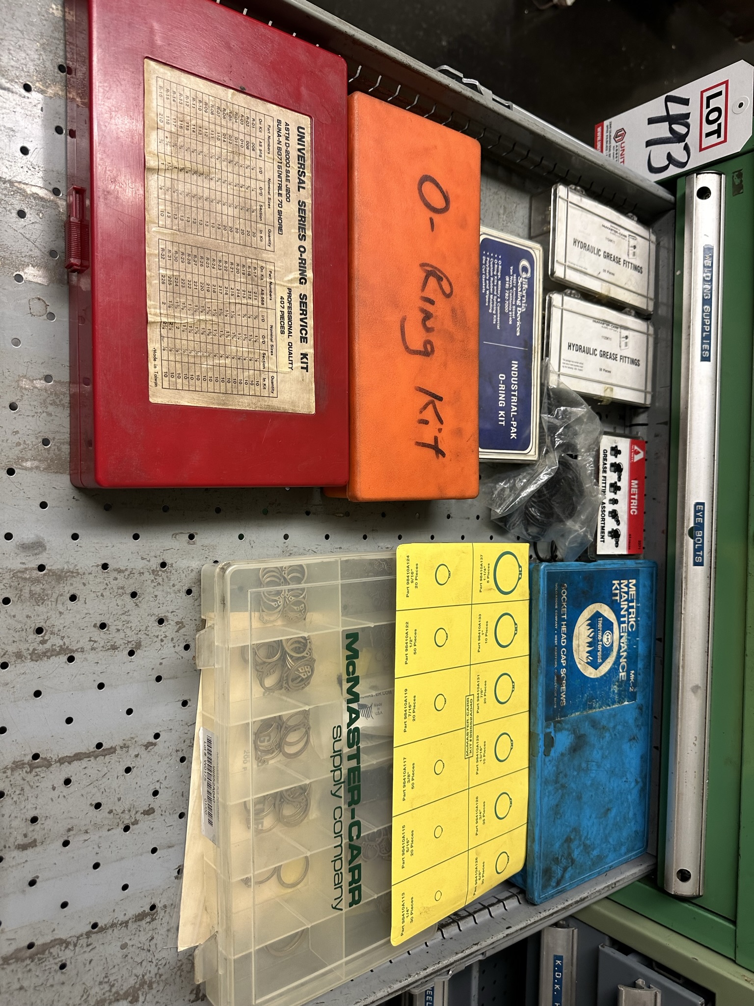 9-DRAWER TOOL CABINET, W/ CONTENTS, TO INCLUDE: CAP SCREWS, BRASS AIR FITTINGS, GRINDING WHEEL DRESSERS, ETC.-493