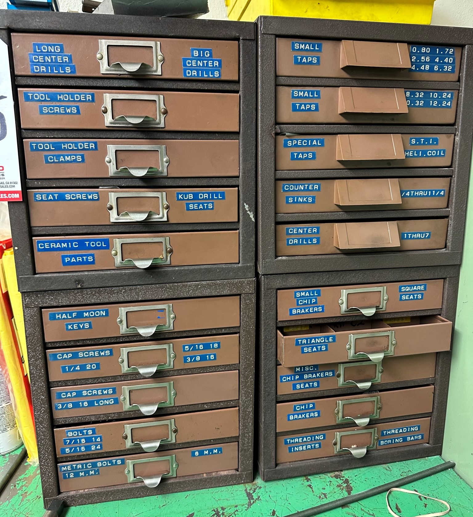 LOT - CAP SCREWS, CARBIDE INSERTS, CENTER DRILLS, TAPS, ETC.-495