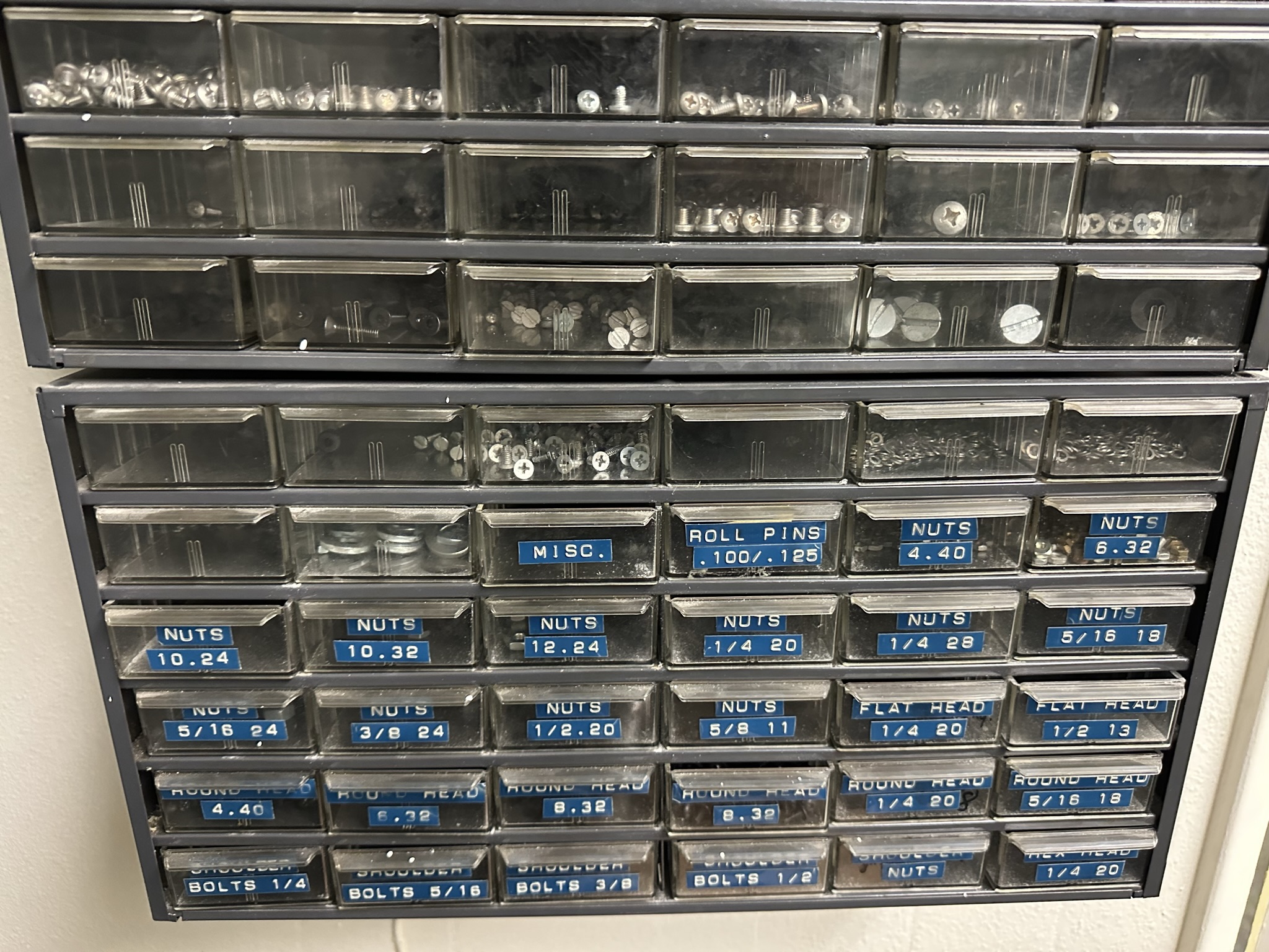 LOT - SMALL FASTENER ASSORTMENT CONTAINED IN (4) WALL-HUNG CABINETS-497