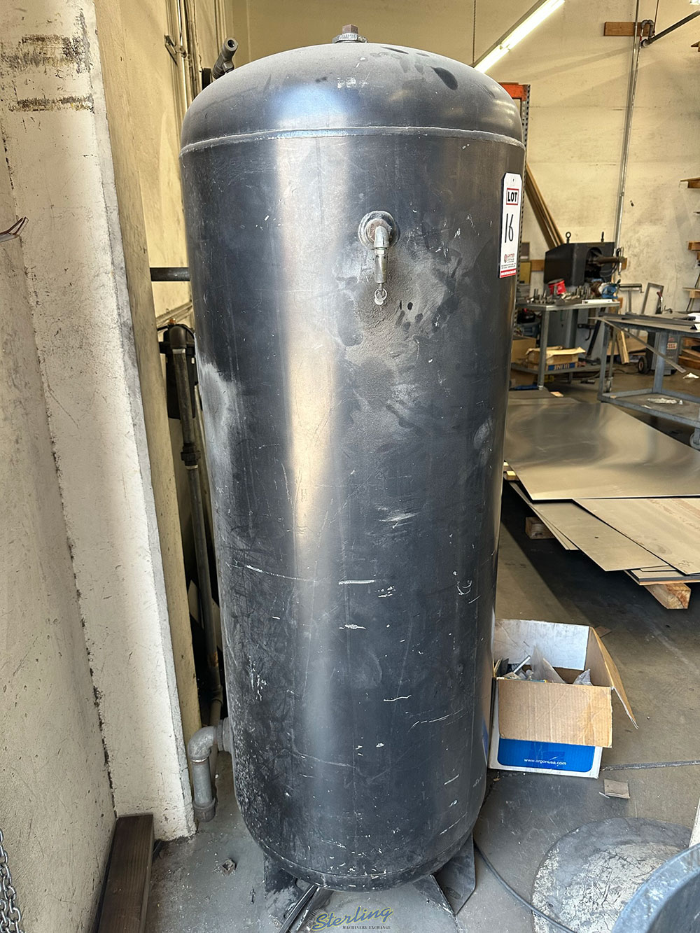 AIR RECEIVING TANK 120 GALLON-16