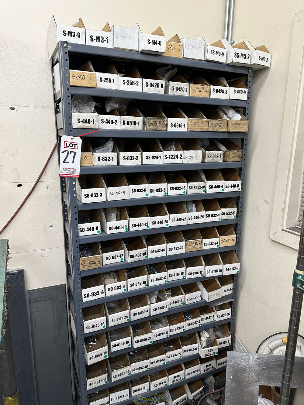 LOT   SHELF UNIT W  CONTENTS: INSERTION PRESS HARDWARE-27