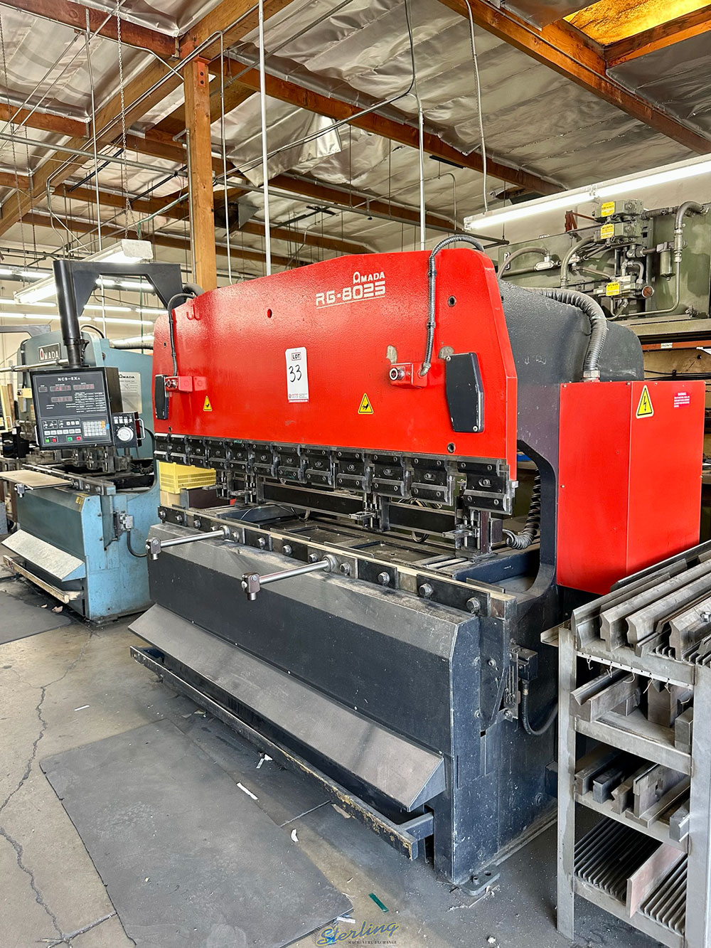 1982 AMADA 8 ft PRESS BRAKE MODEL RG 8025 8 ft X 80 TON CAPACITY NC9 EX II CNC CONTROL S N 804947-33